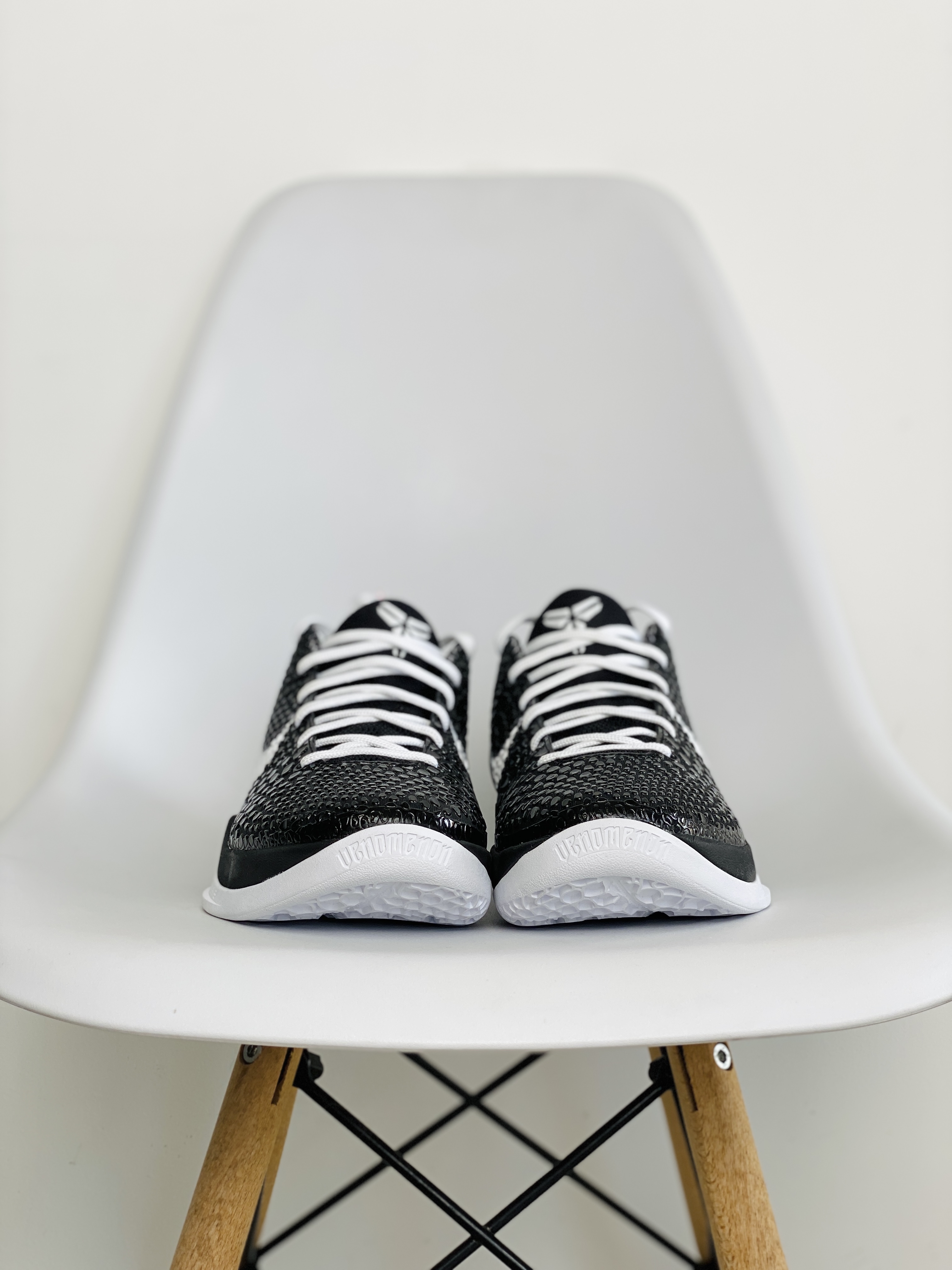 S2外贸 KOBE6 Mambacita Sweet 16 GIGI  低筒  前掌氣墊 黑白 天使 紀念款 科比 6  球鞋 籃球鞋 實戰鞋 真碳板 男鞋 CW2190-002