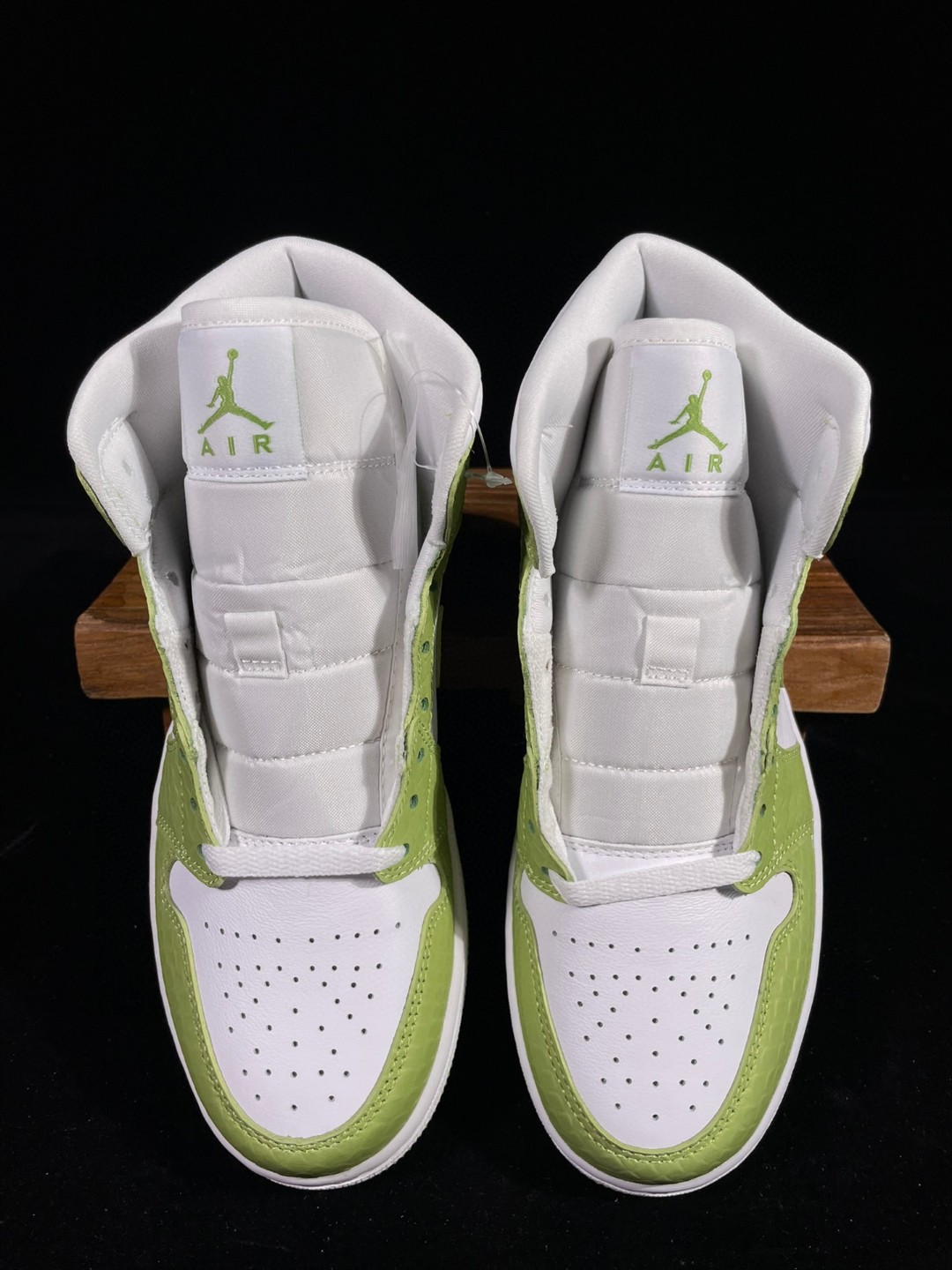 Air Jordan 1 Mid AJ1 SE V2 Green Python 蛇纹 白绿  篮球鞋 运动鞋 休闲鞋 男鞋 女鞋 DV2959-113