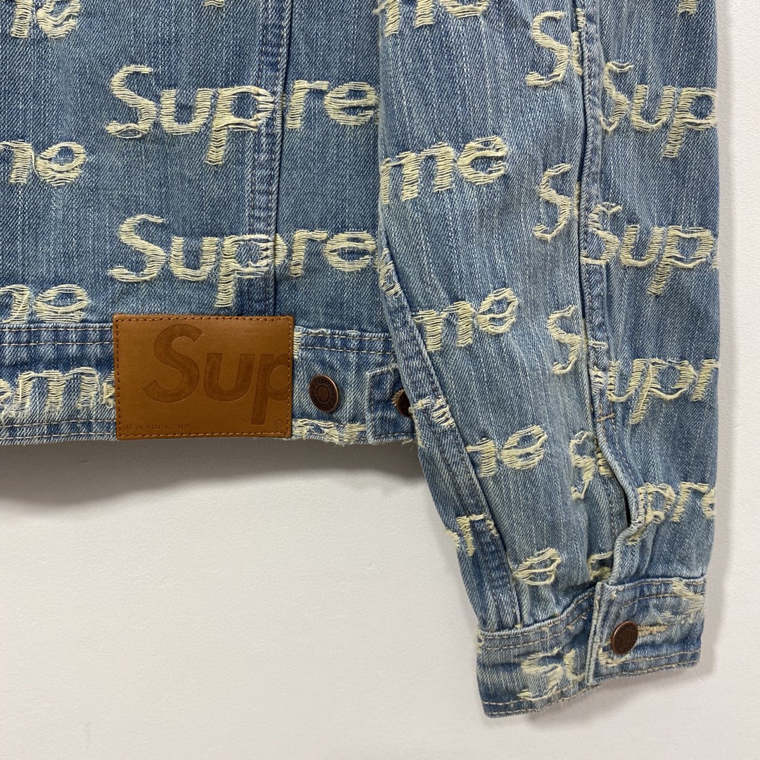 Supreme Week 10 Frayed Logos Denim Trucker Jacket 破坏徽标满印 Logo 蓝色 牛仔外套 