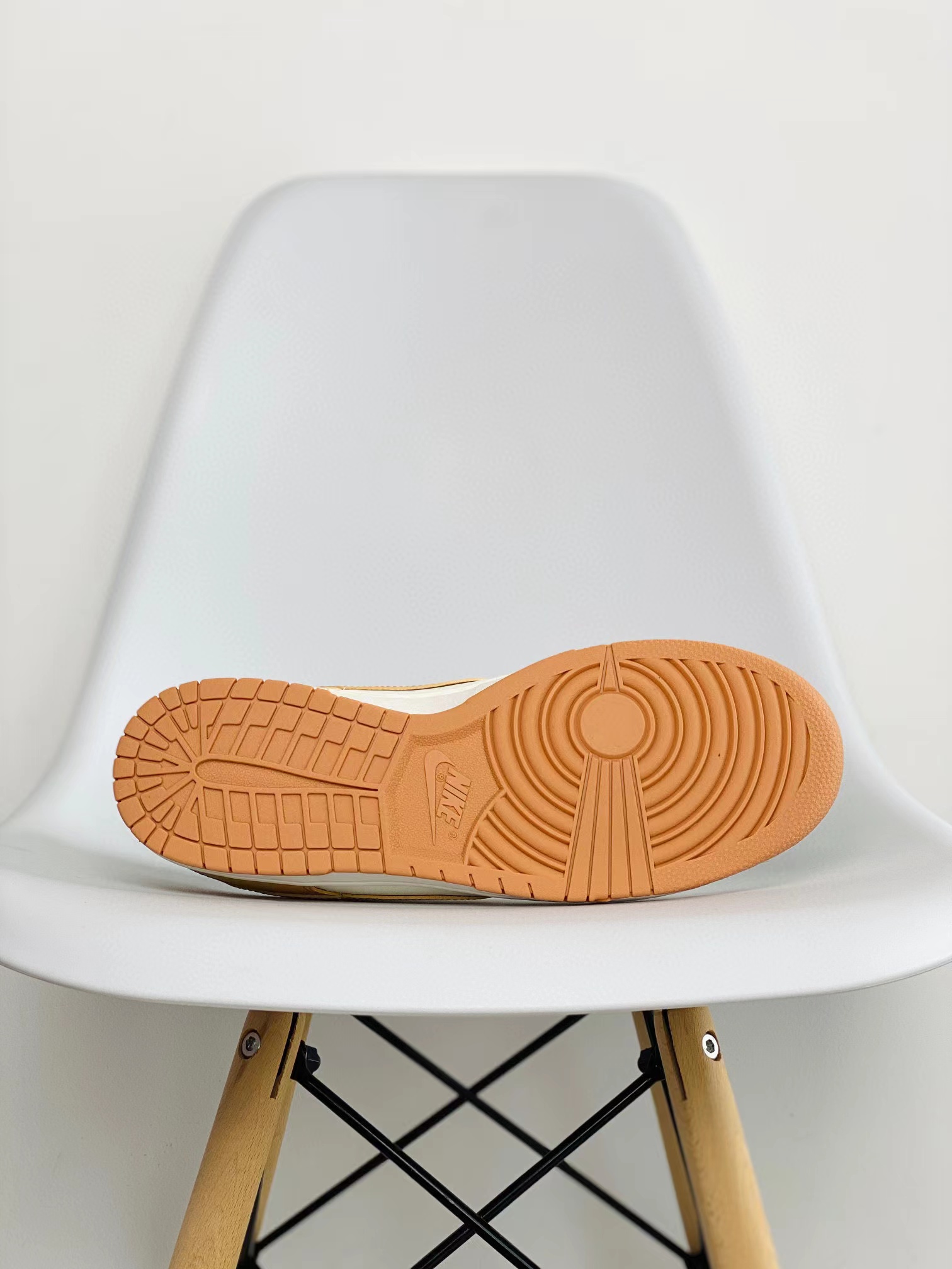 dunk Low Harvest Moon 浅橙色   低筒 复古板鞋 休闲鞋 男鞋 女鞋  DD1503-114