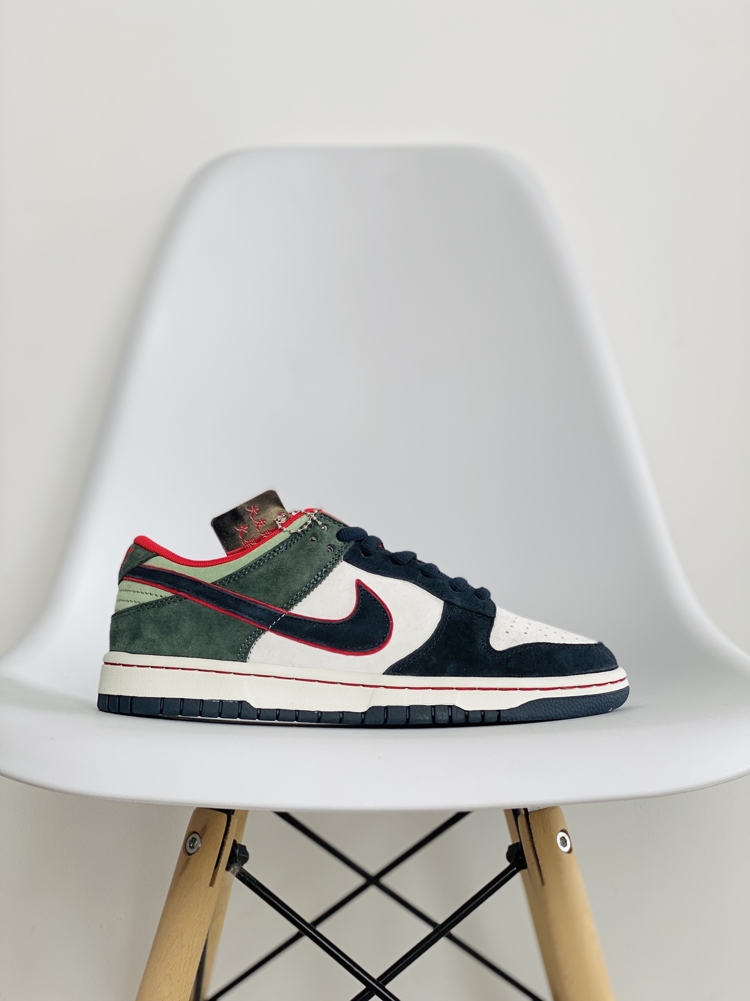 Otomo Katsuhiro Dunk Low "Steamboy OST" 大友克洋 火星 低筒 复古板鞋 休闲鞋 男鞋 女鞋  LF0039-003