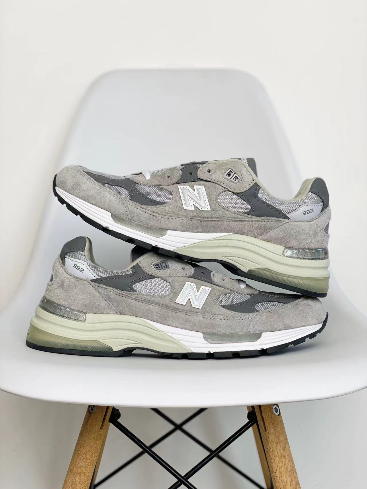 New Balance 992 元祖灰 美產  低筒 复古跑鞋 休闲鞋 运动鞋 男鞋 女鞋  M992GR