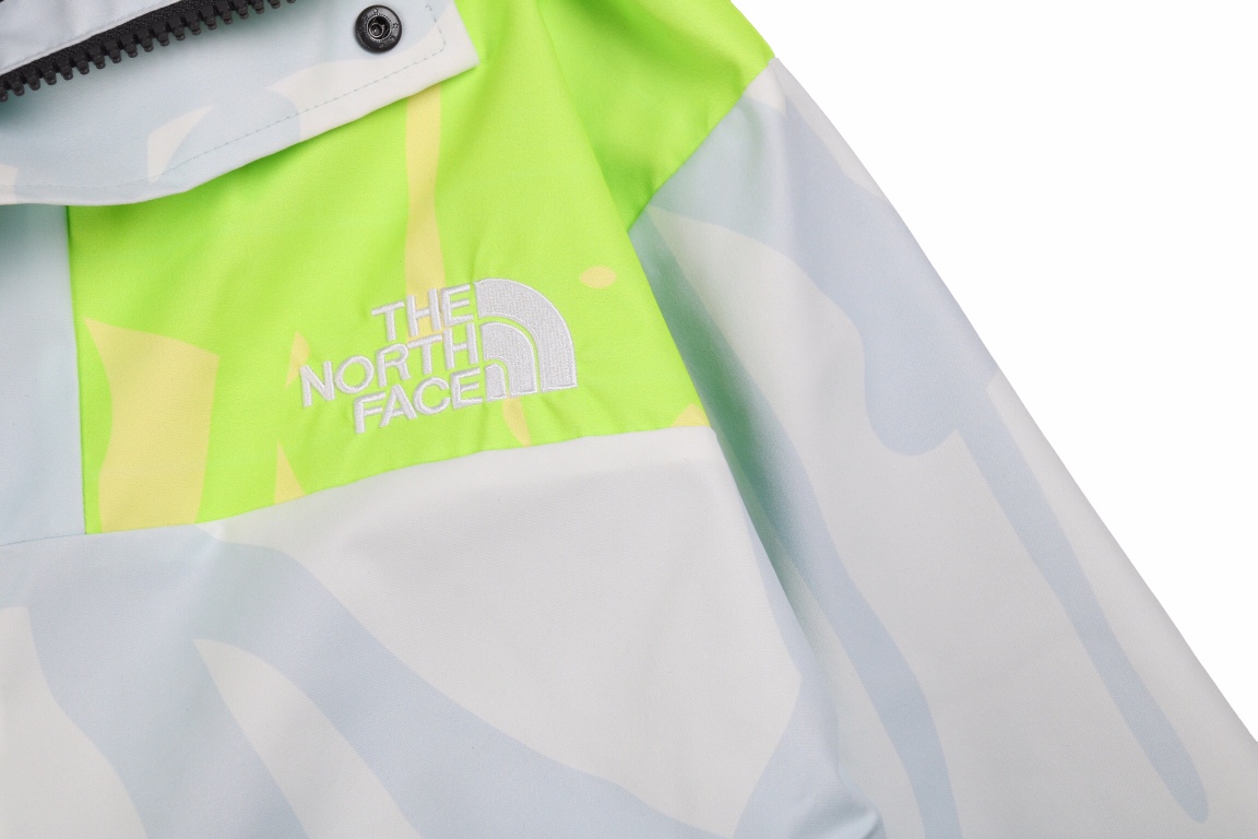 The North Face KAWS 1986 mOUTAIN Jacket 聯名款 藍色 戶外拼色连帽冲锋衣 夾克 防水 防風 透氣 外套 男款 女款 NF0A7WLW-763