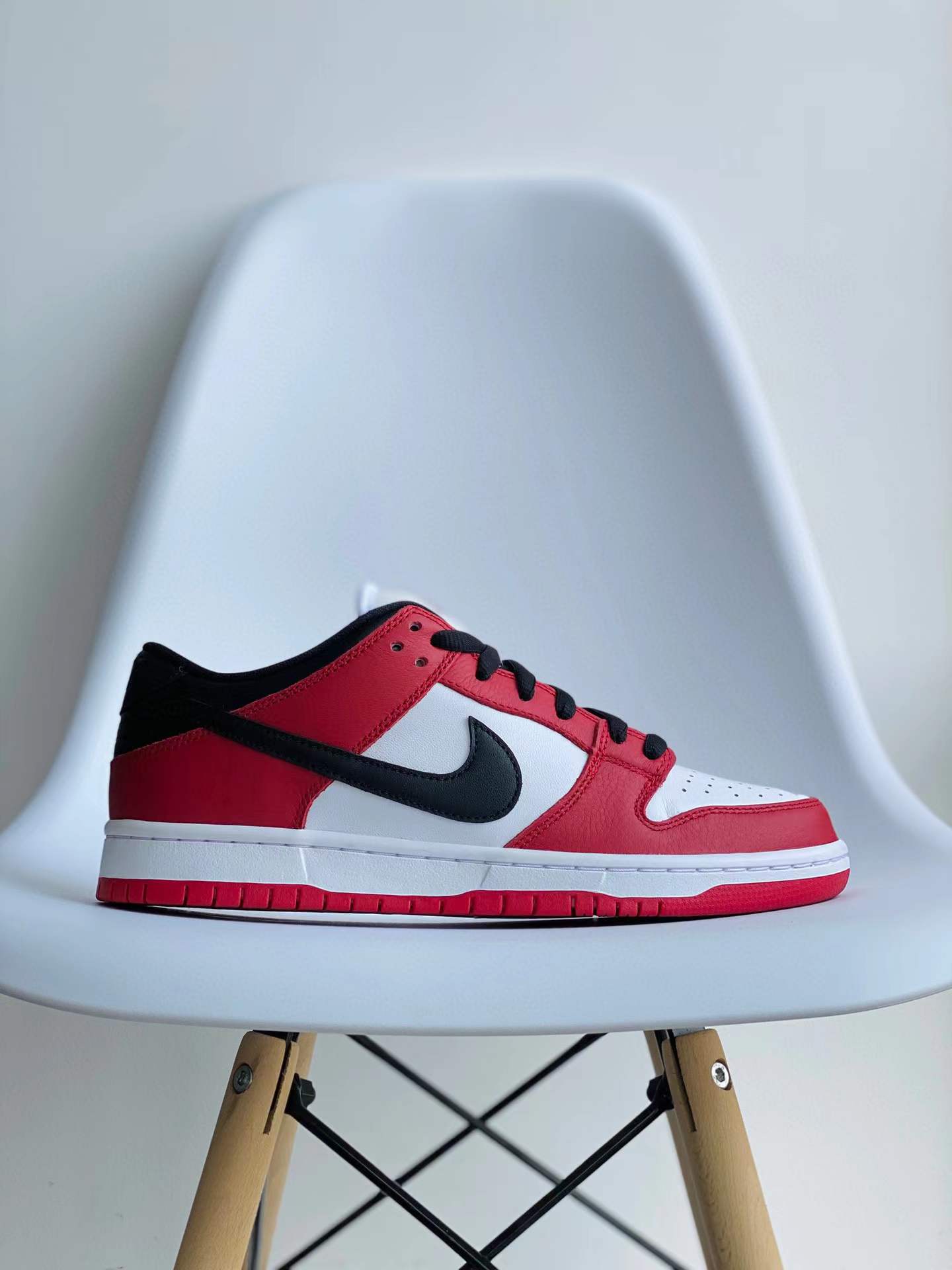  dunk Low Pro Chicago 芝加哥 白红 低筒 复古板鞋 休闲鞋 男鞋 女鞋  BQ6817-600