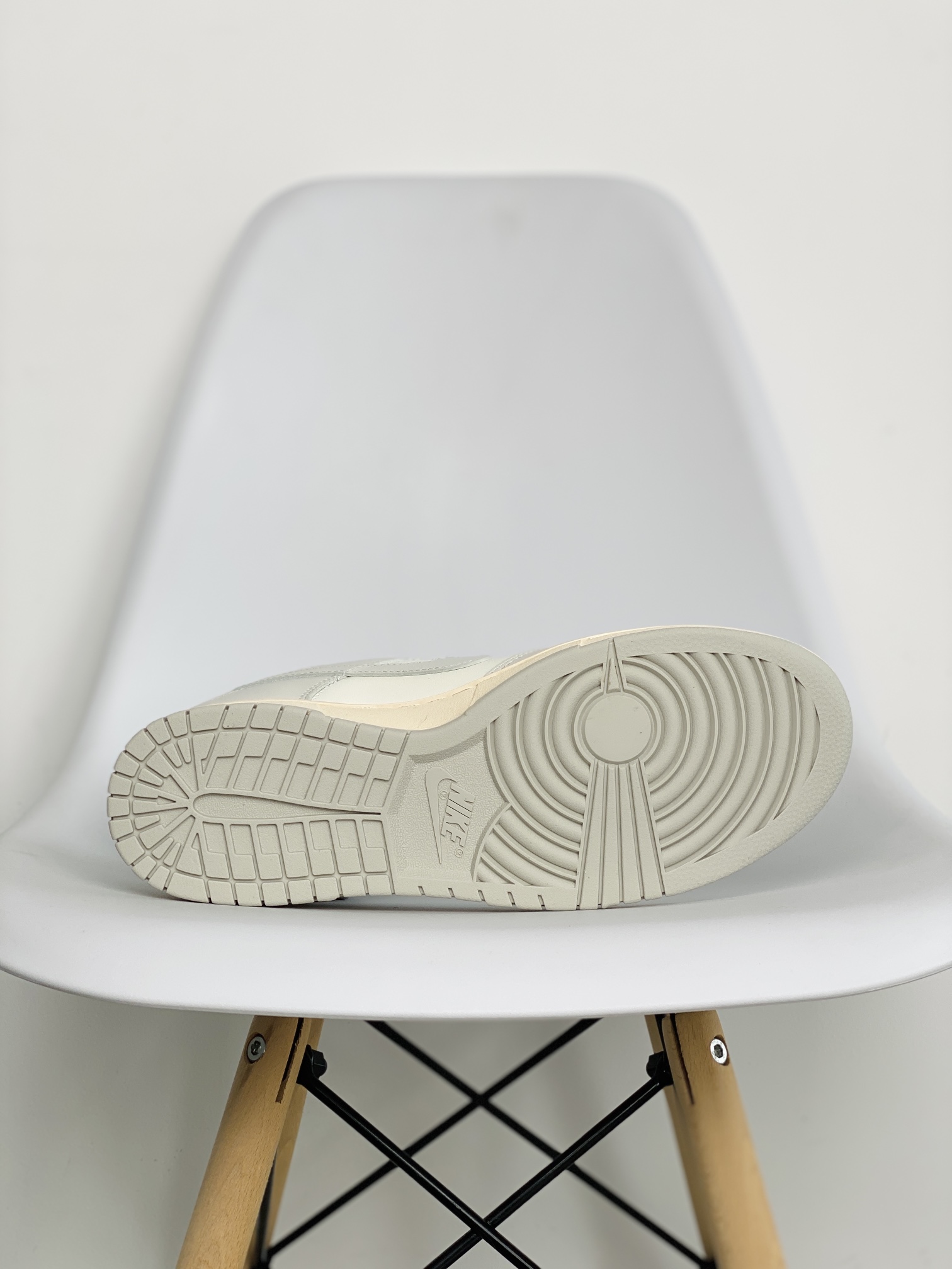 dunk Low Light Bone 骨白 低筒 复古板鞋 休闲鞋 男鞋 女鞋  DD1503-107