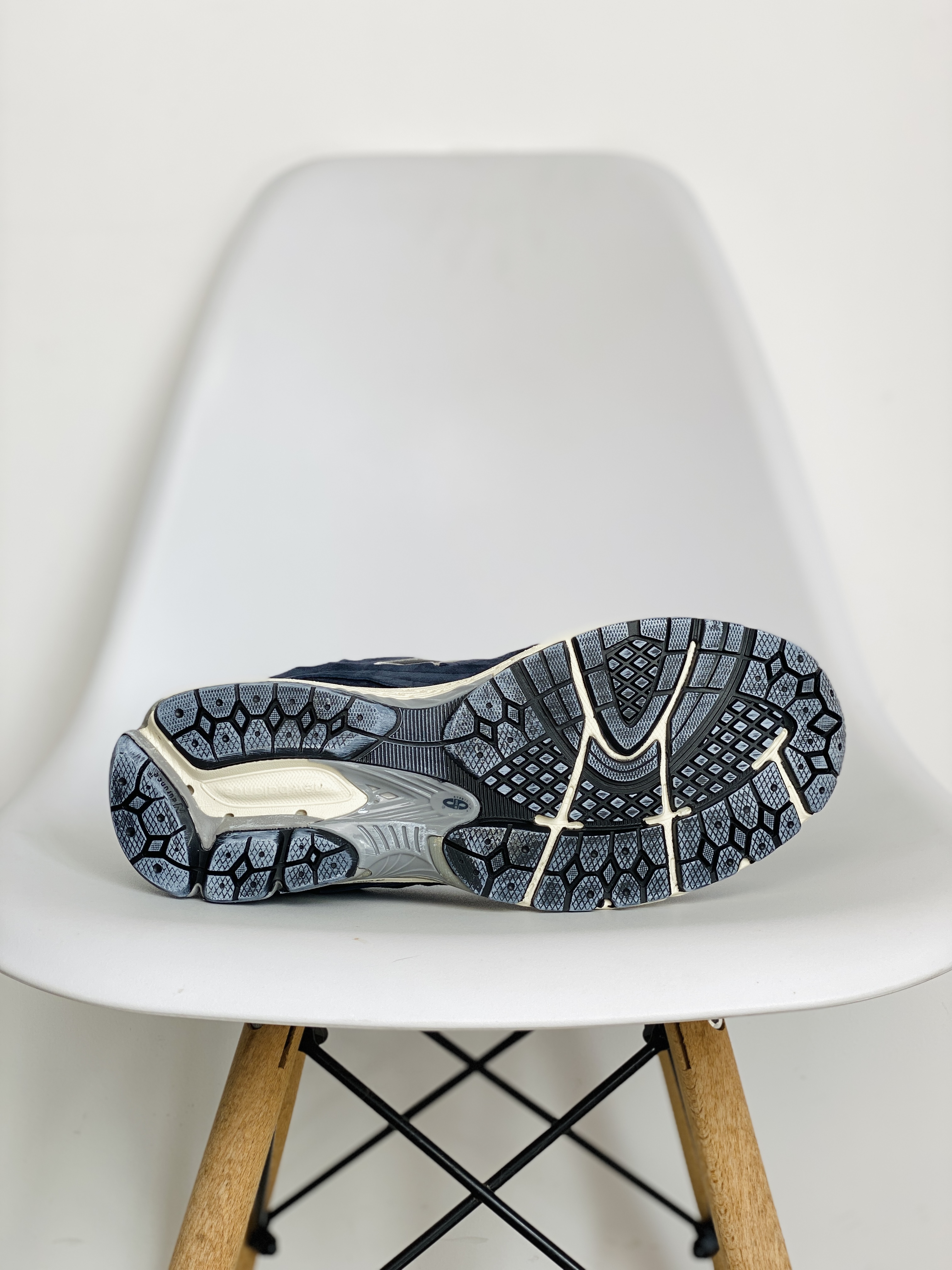 新版 New Balance 2002R Refined Future 藏蓝青 低筒 复古跑鞋 休闲鞋 板鞋 运动鞋 男鞋 女鞋 M2002RDF