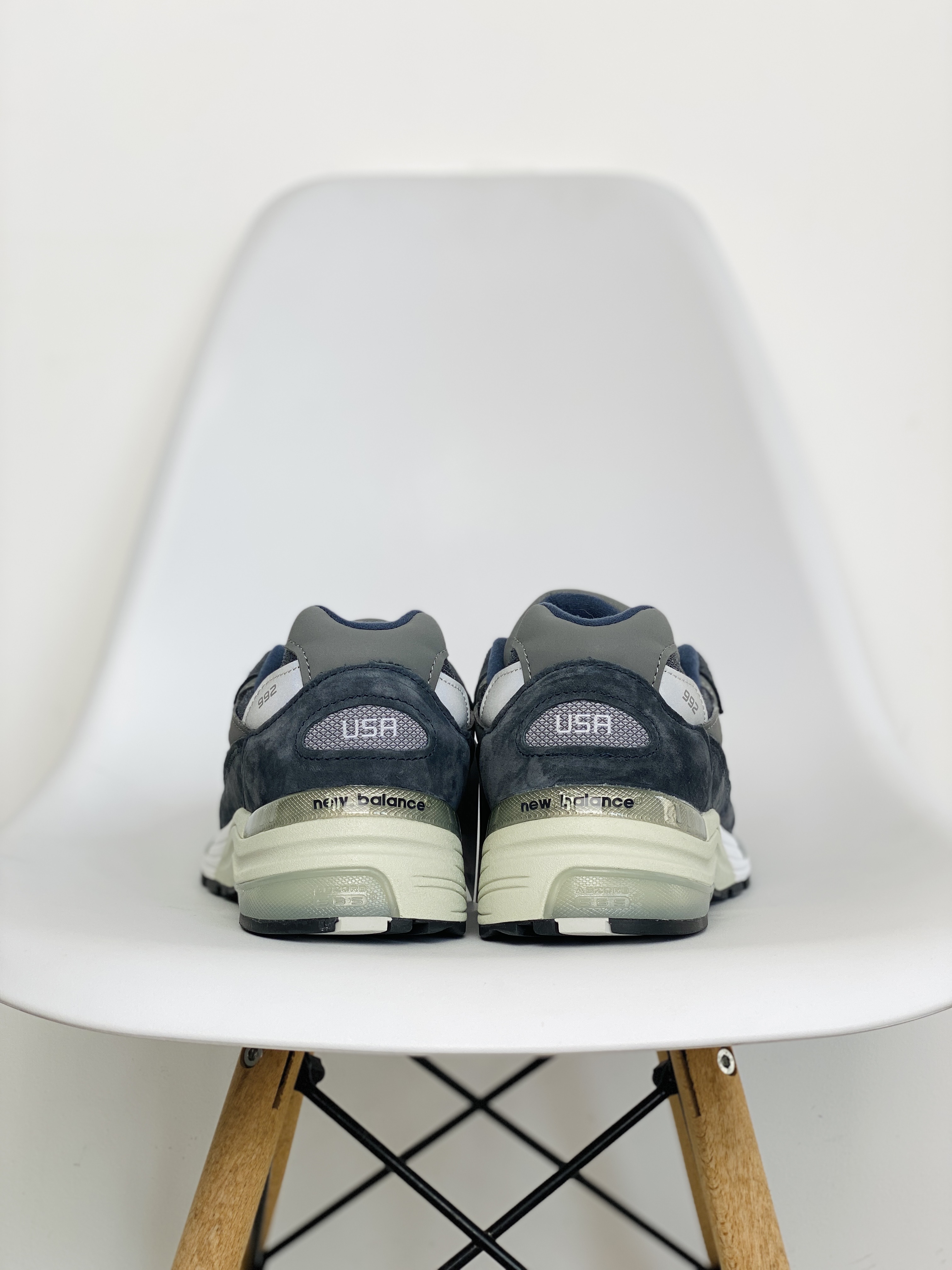 New Balance 992 海军蓝 美產  低筒 复古跑鞋 休闲鞋 运动鞋 男鞋 女鞋  M992GG