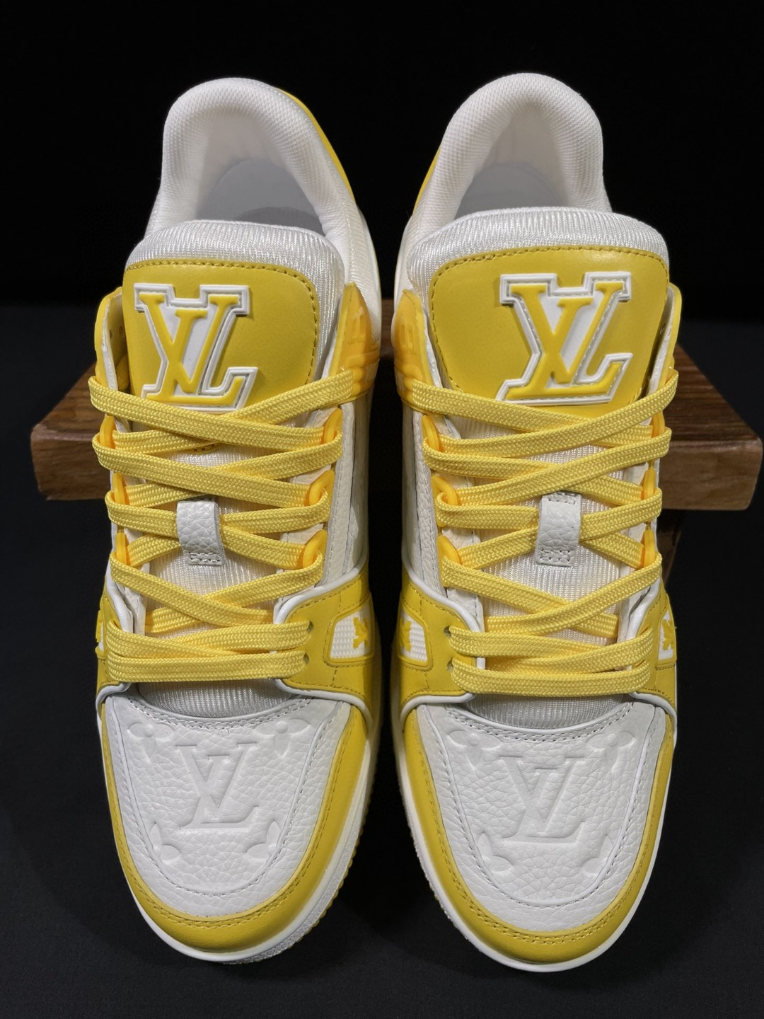 Louis Vuitton 路易威登 Trainer 白黄 低筒 休闲鞋 板鞋 运动鞋 男鞋 女鞋 