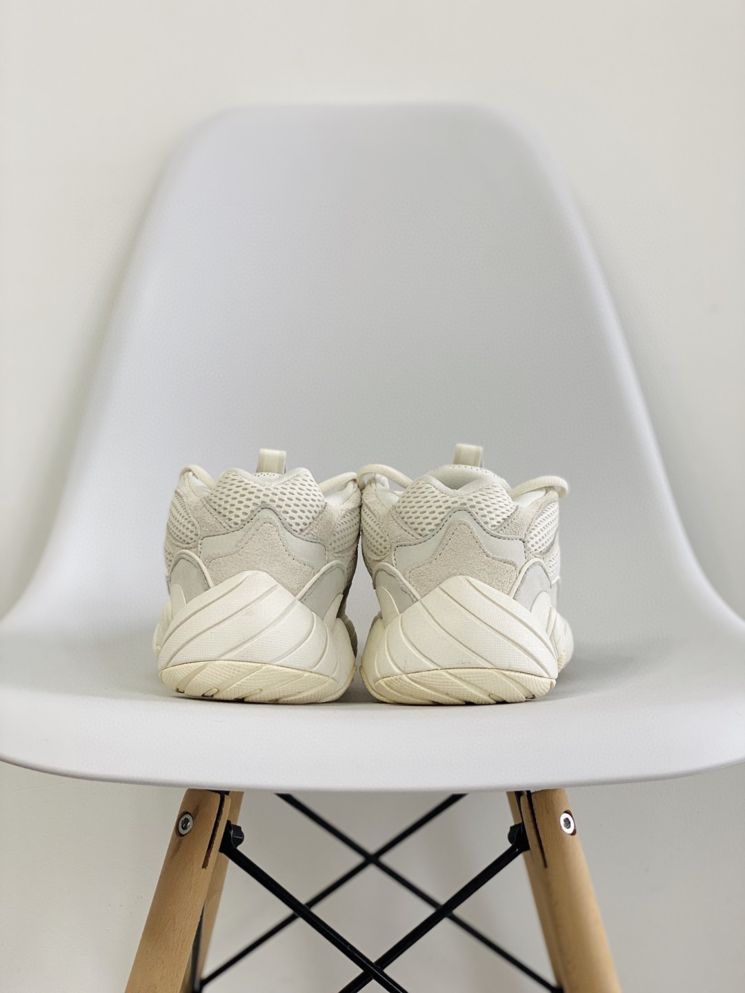 adidas originals Yeezy 500 White 骨白 低筒 休闲鞋 运动鞋 老爹鞋 男鞋 女鞋 FV3573