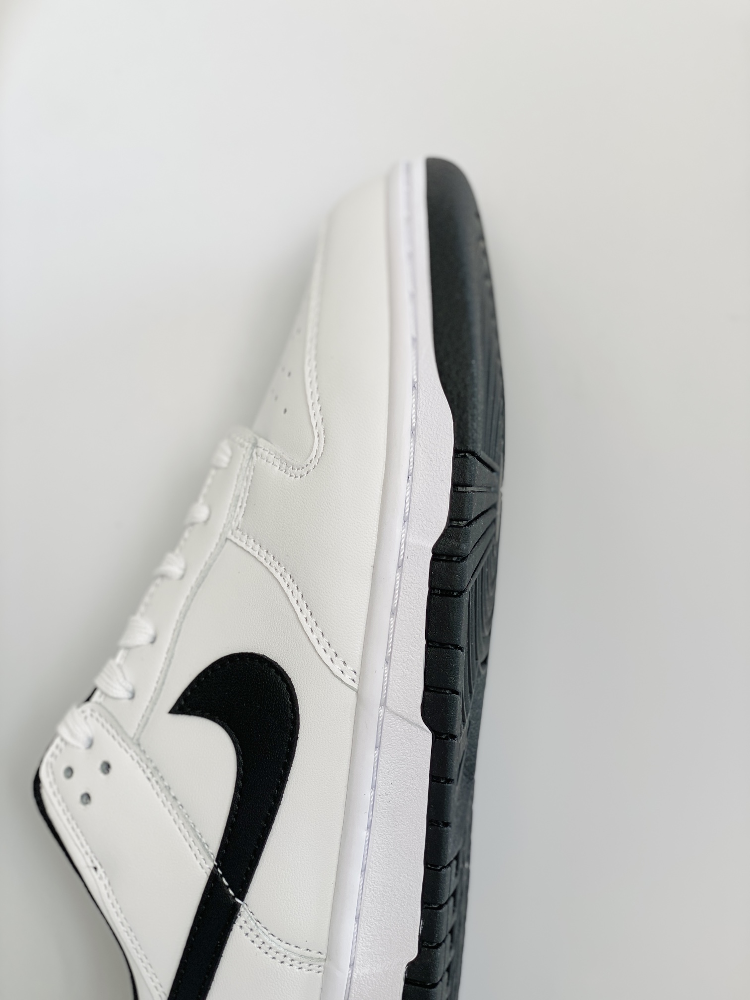 dunk Low Reverse Panda 白黑 反转熊猫 低筒 复古板鞋 休闲鞋 男鞋 女鞋  DD1503-113