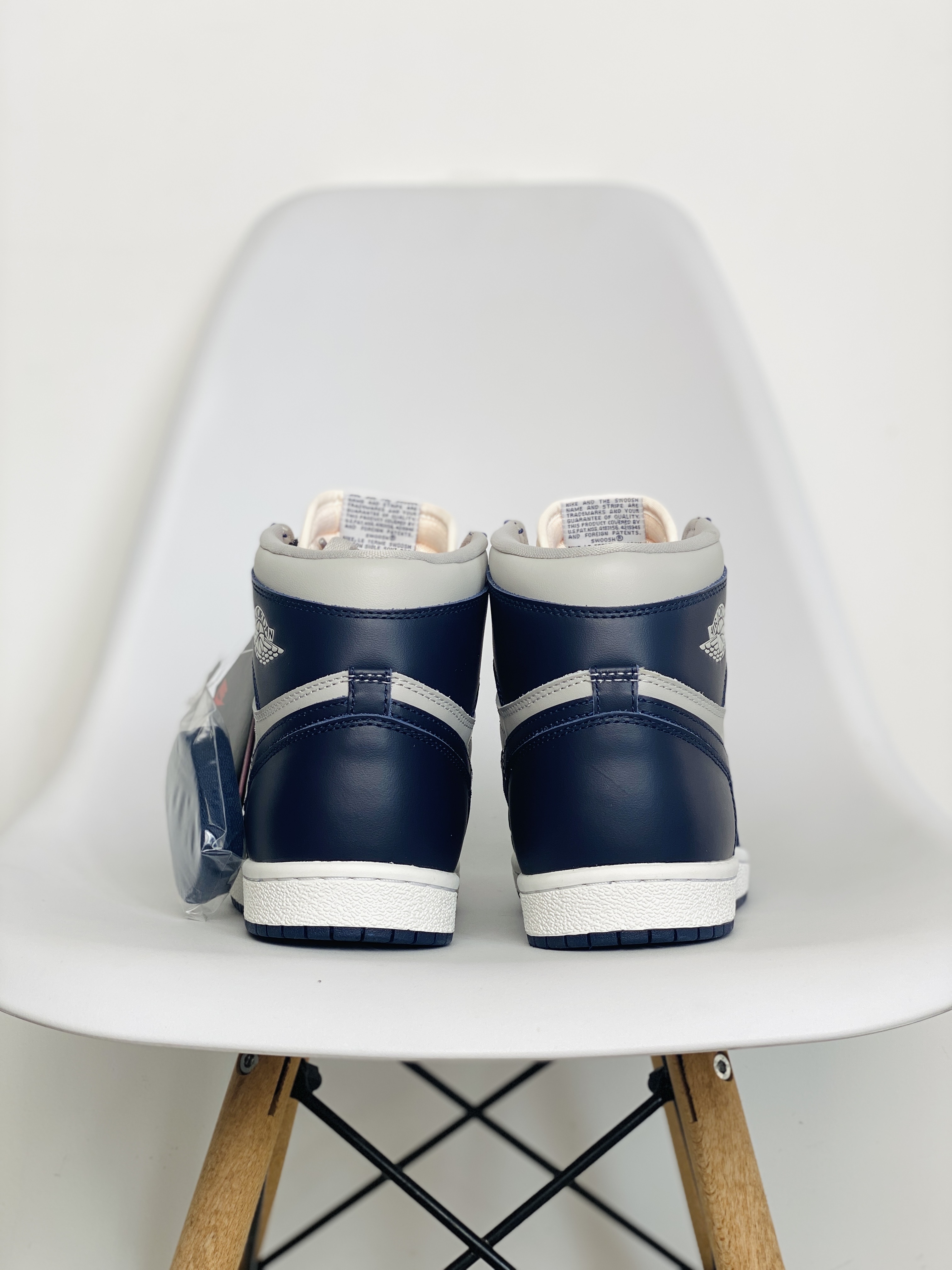 Air Jordan 1 AJ1 Retro High  85 Georgetown 乔治城 灰蓝   高筒 休闲鞋 男鞋 板鞋  BQ4422-400