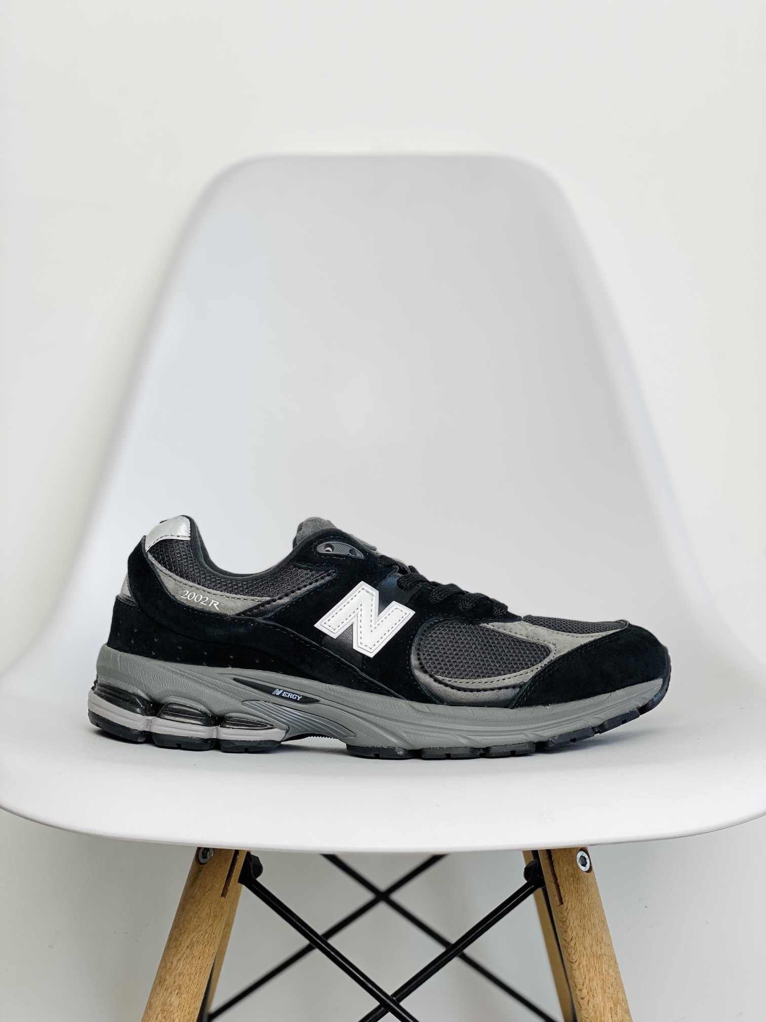 New Balance 2002R 黑灰 低筒 跑步鞋 运动鞋 休闲鞋 男鞋 女鞋 M2002RR1