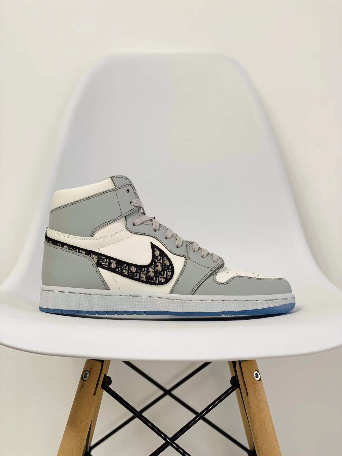 DIOR Air Jordan 1 AJ1 High OG 大迪奧 白灰 老花  高筒 休闲鞋 男鞋 女鞋 板鞋 CN8607-002