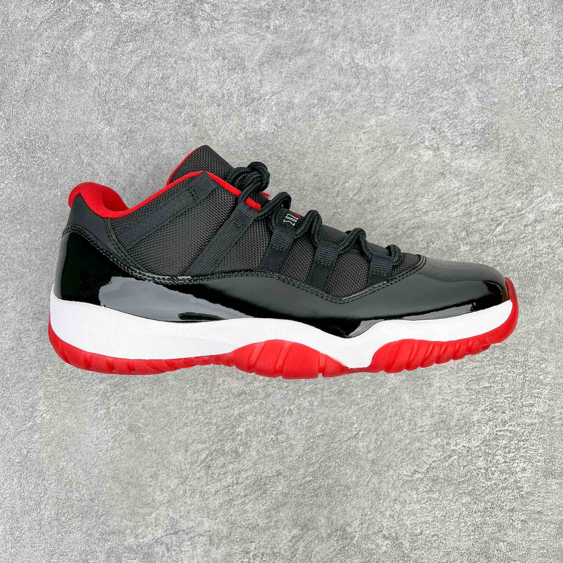 Air Jordan 11 Retro Low Bred AJ11 黑红 低筒 碳板 全掌气垫 篮球鞋 球鞋 男鞋 休闲鞋 528895-012