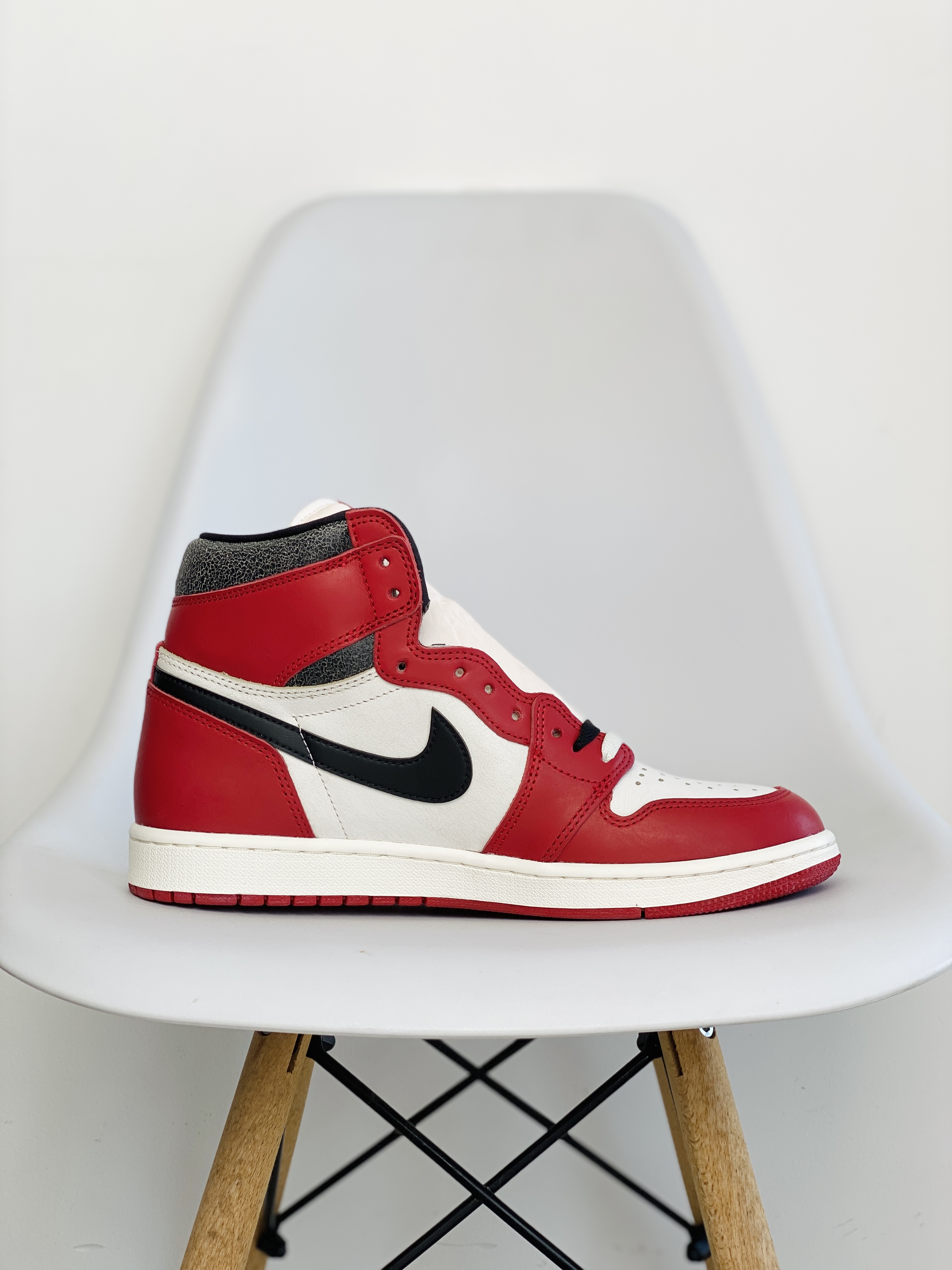 Air Jordan 1 AJ1 Chicago Reimagined 復刻芝加哥 白紅 2022 高筒 休闲鞋 男鞋 板鞋  DZ5485-612