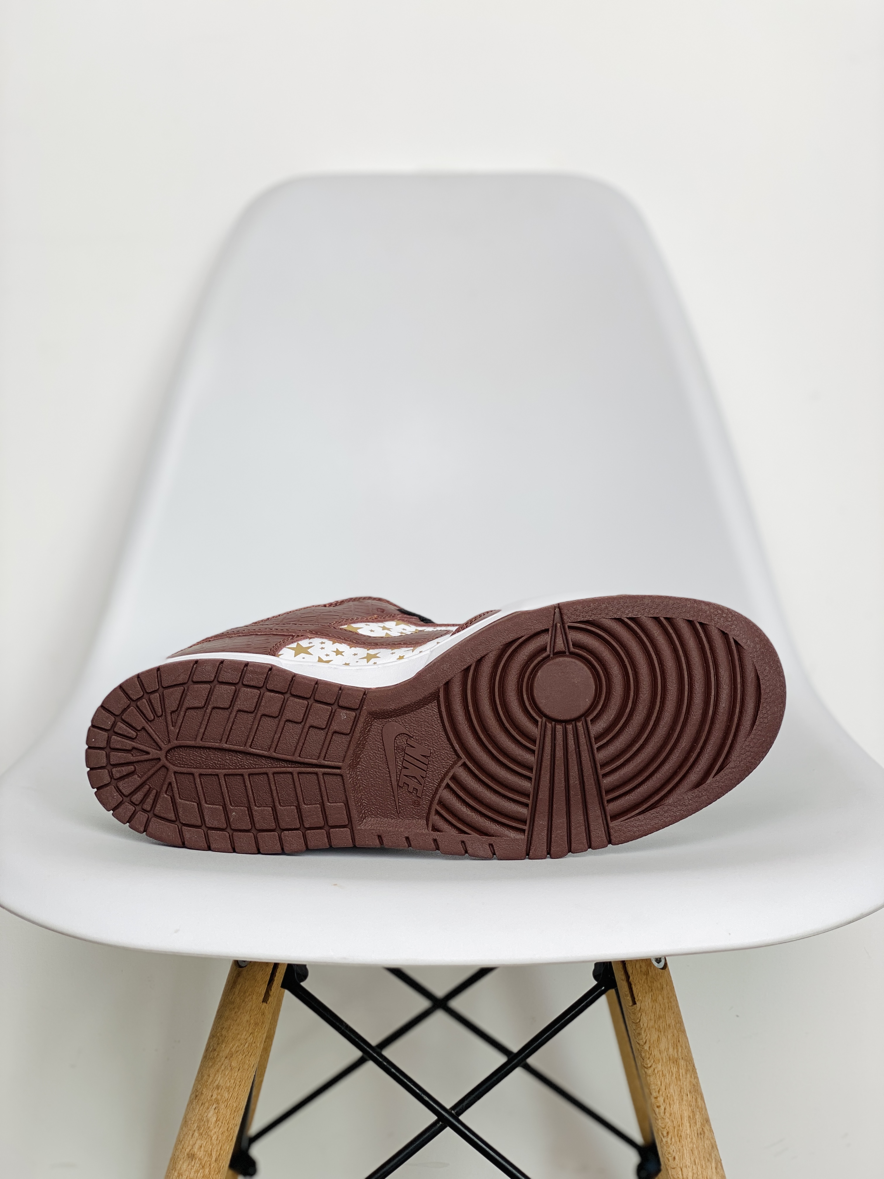 Supreme x SB Dunk Low Barkroot Brown 联名 白红金 低筒 复古板鞋 休闲鞋 男鞋 女鞋 DH3228-103