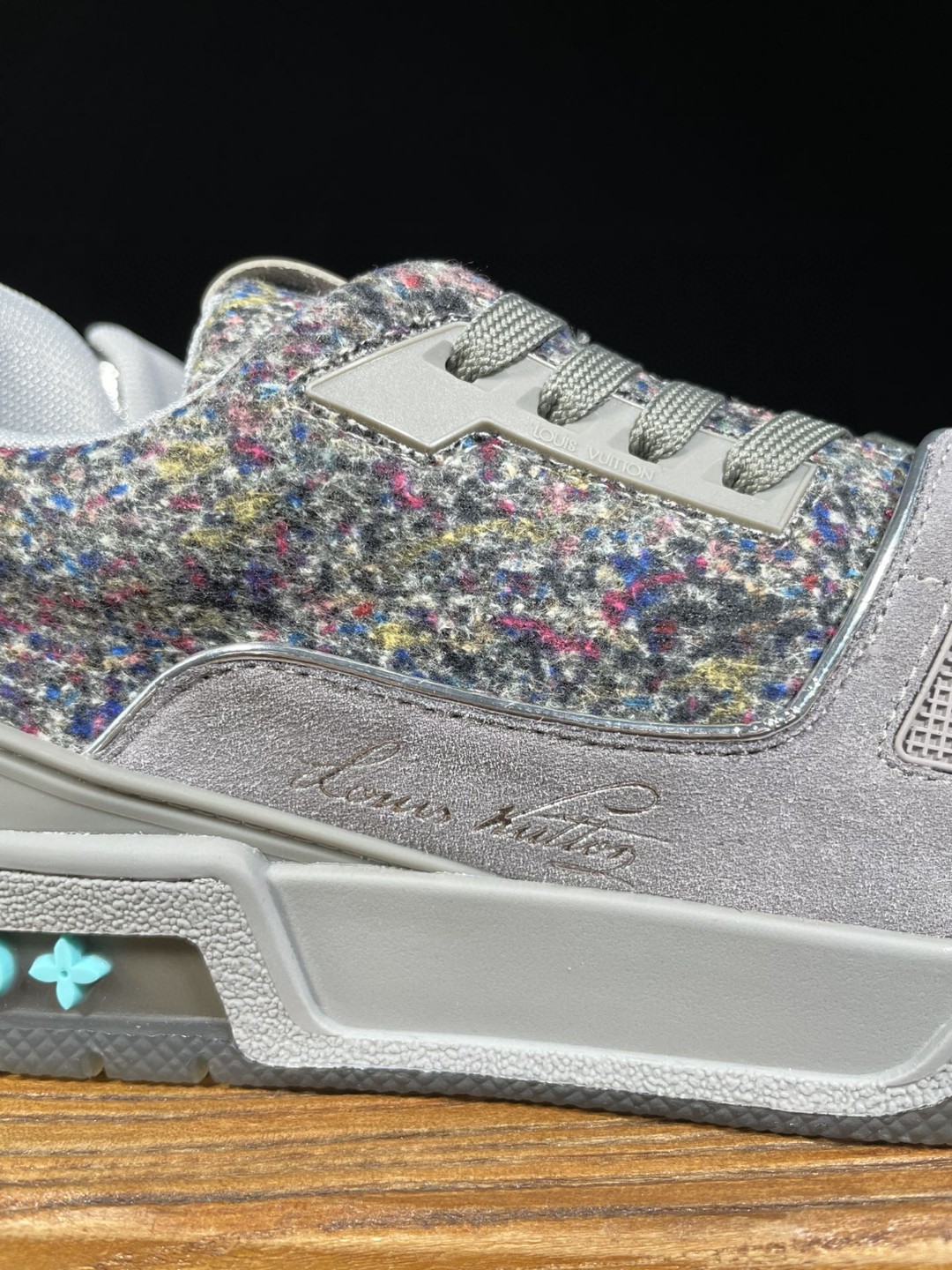 Louis Vuitton 路易威登 Trainer 深灰 低筒 休闲鞋 板鞋 运动鞋 男鞋 女鞋 1A998B