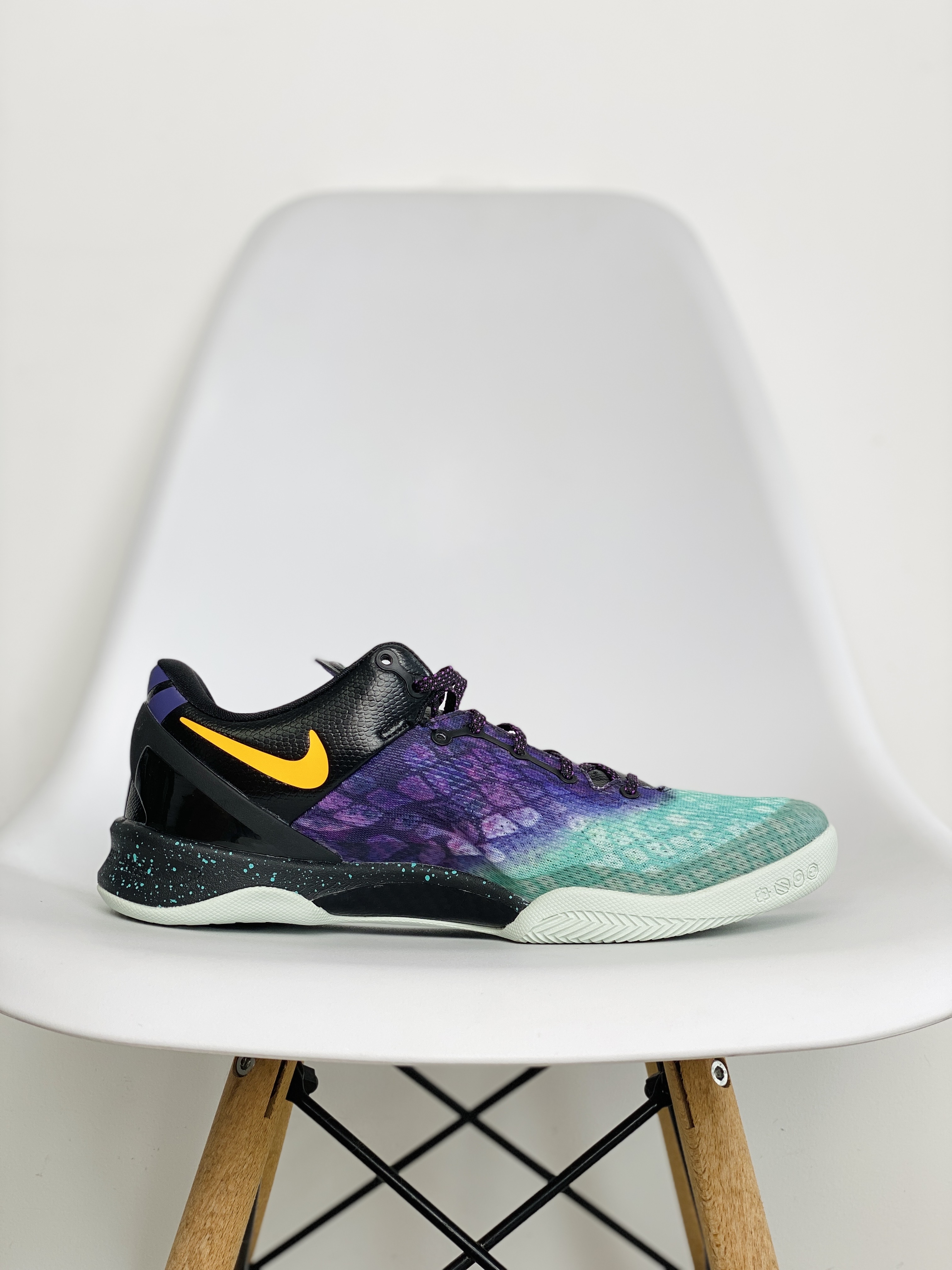滅世純原 Kobe8 Easter 绿紫 復活節 科比8 低筒 React鞋墊 籃球鞋 實戰鞋 球鞋 男鞋 555035-302