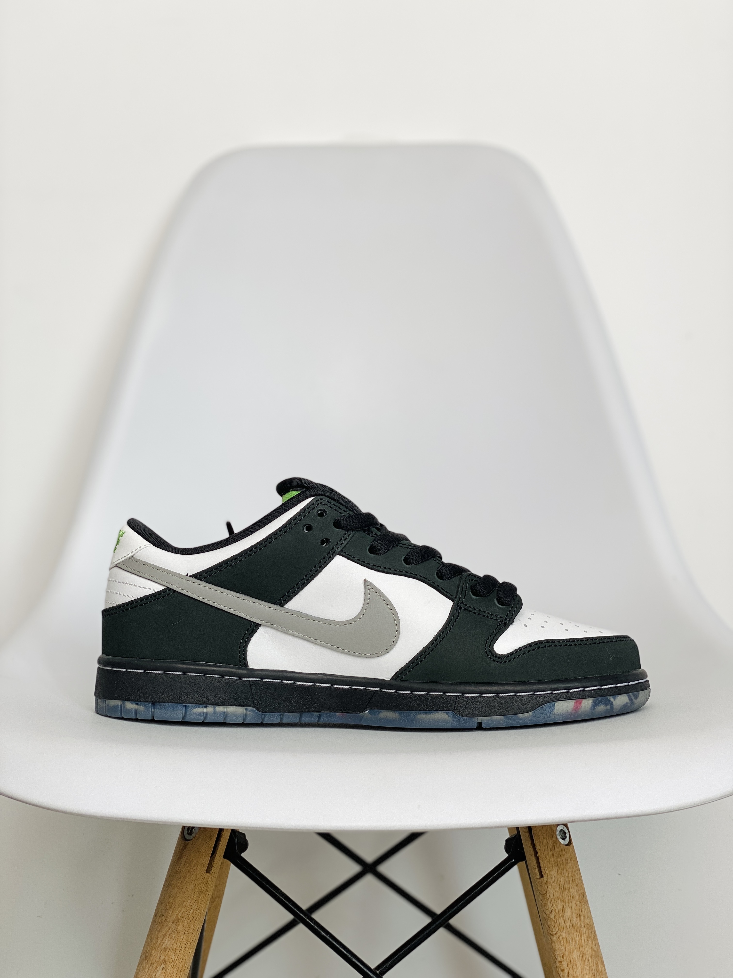 Staple dunk Low Pro OG  QS 熊猫 竹子 低筒 复古板鞋 休闲鞋 男鞋 女鞋  BV1310-013