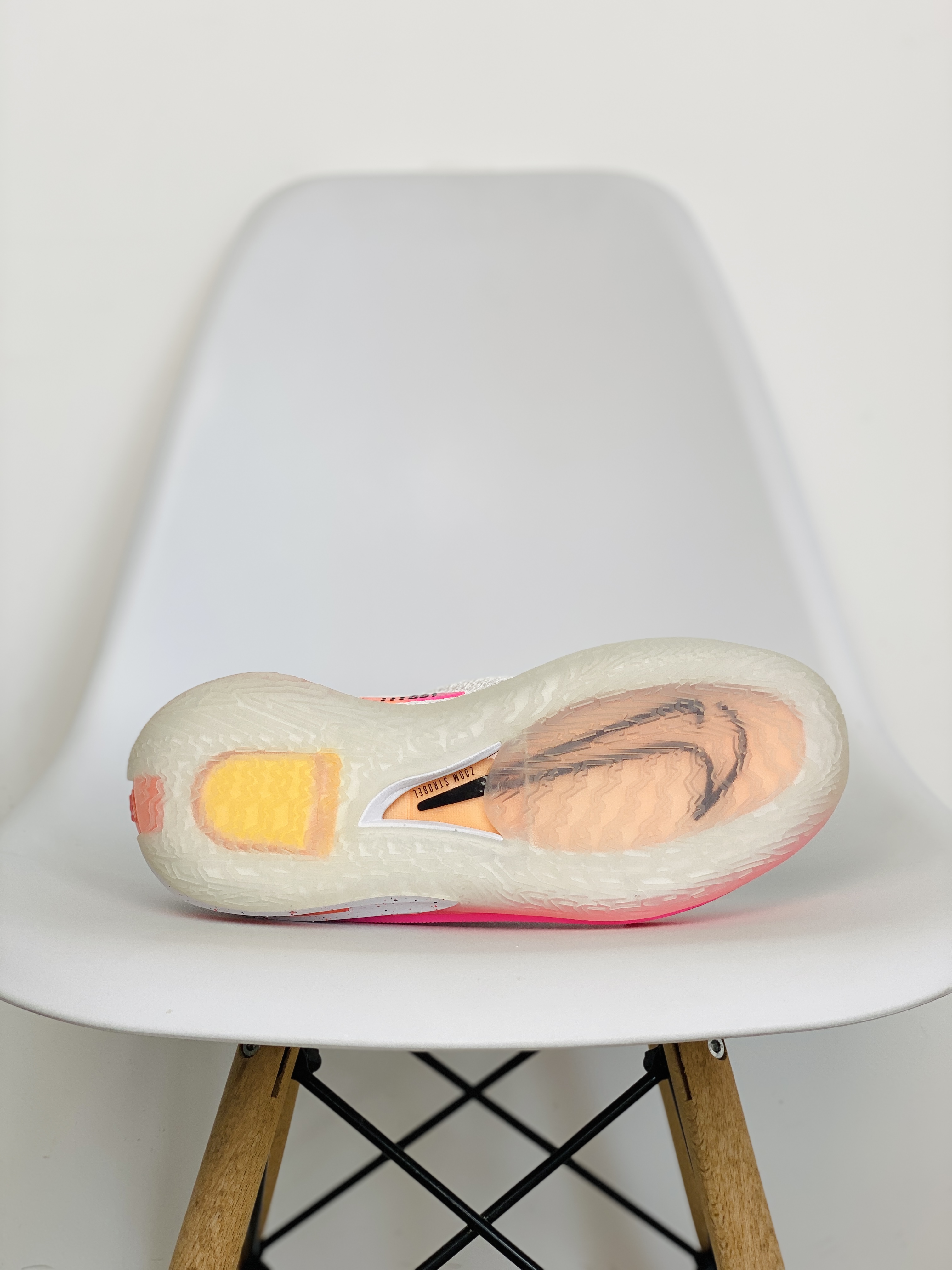 外贸 GT Cut 水蜜桃 低筒 篮球鞋 球鞋 实战鞋 全掌气垫 TPU抗扭 男鞋 CZ0176-106