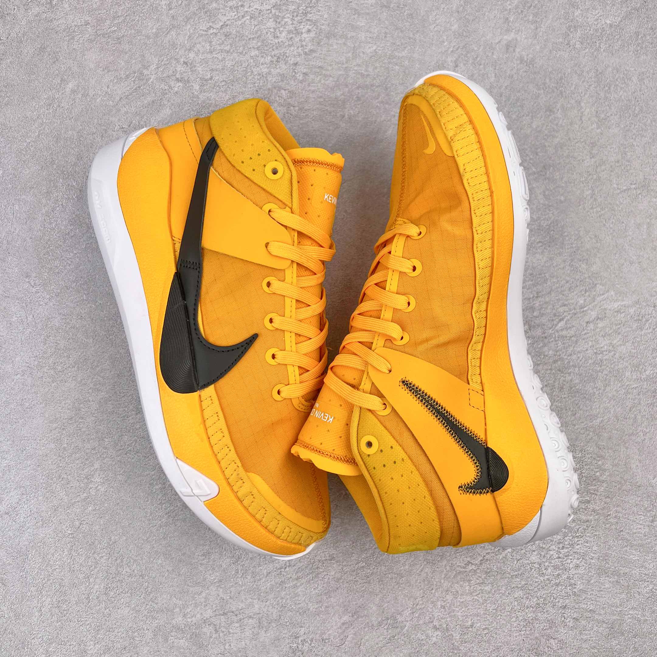 Zoom KD 13 TB University Gold  杜兰特 13 黃黑  高筒 减震防滑 实战鞋 篮球鞋 运动鞋 男鞋 CW4115-702