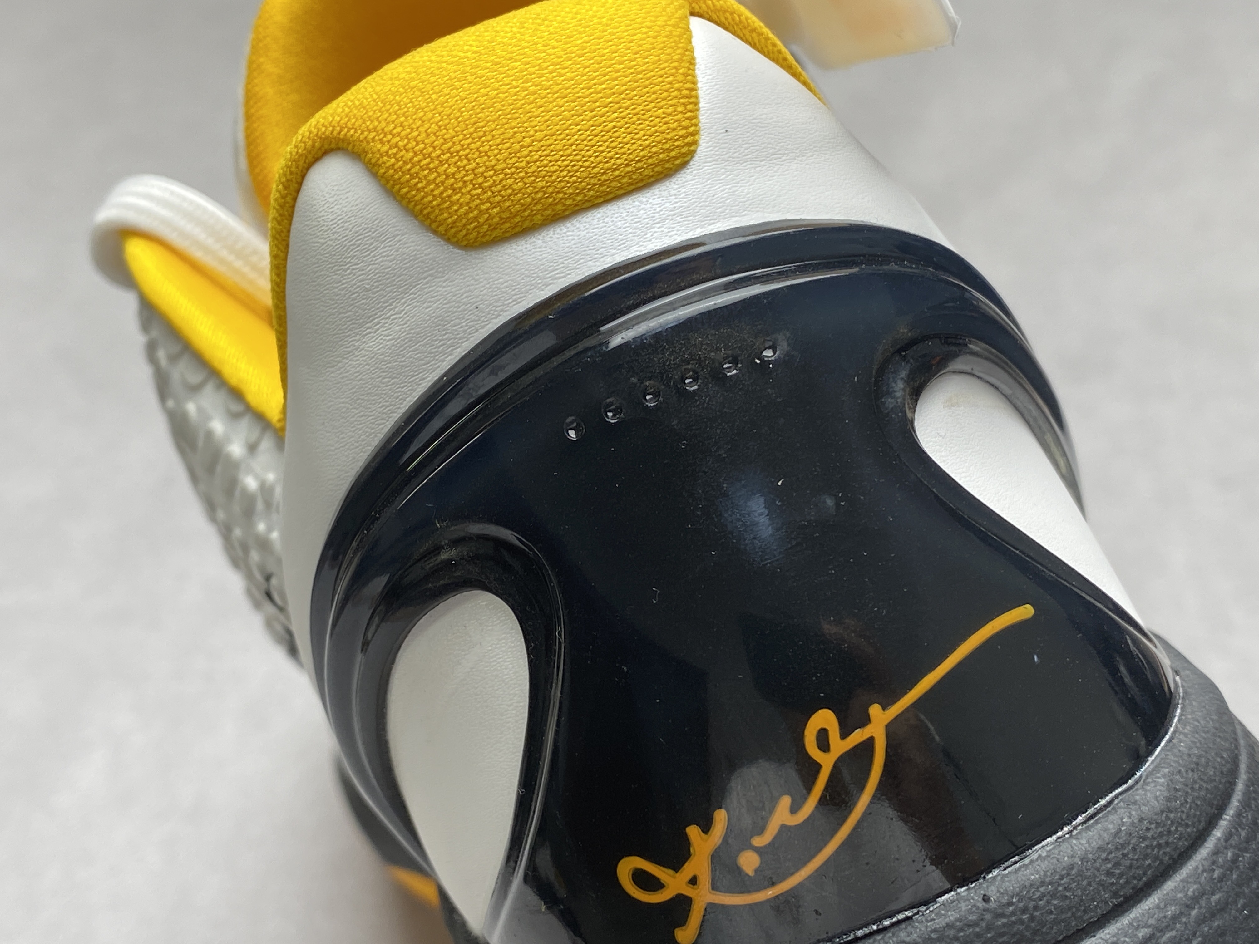 滅世純原 KOBE6 White Del Sol  季後賽 2021復刻 科比 6 低筒 球鞋 籃球鞋 實戰鞋 前後氣墊 真碳板 男鞋 CW2190-100