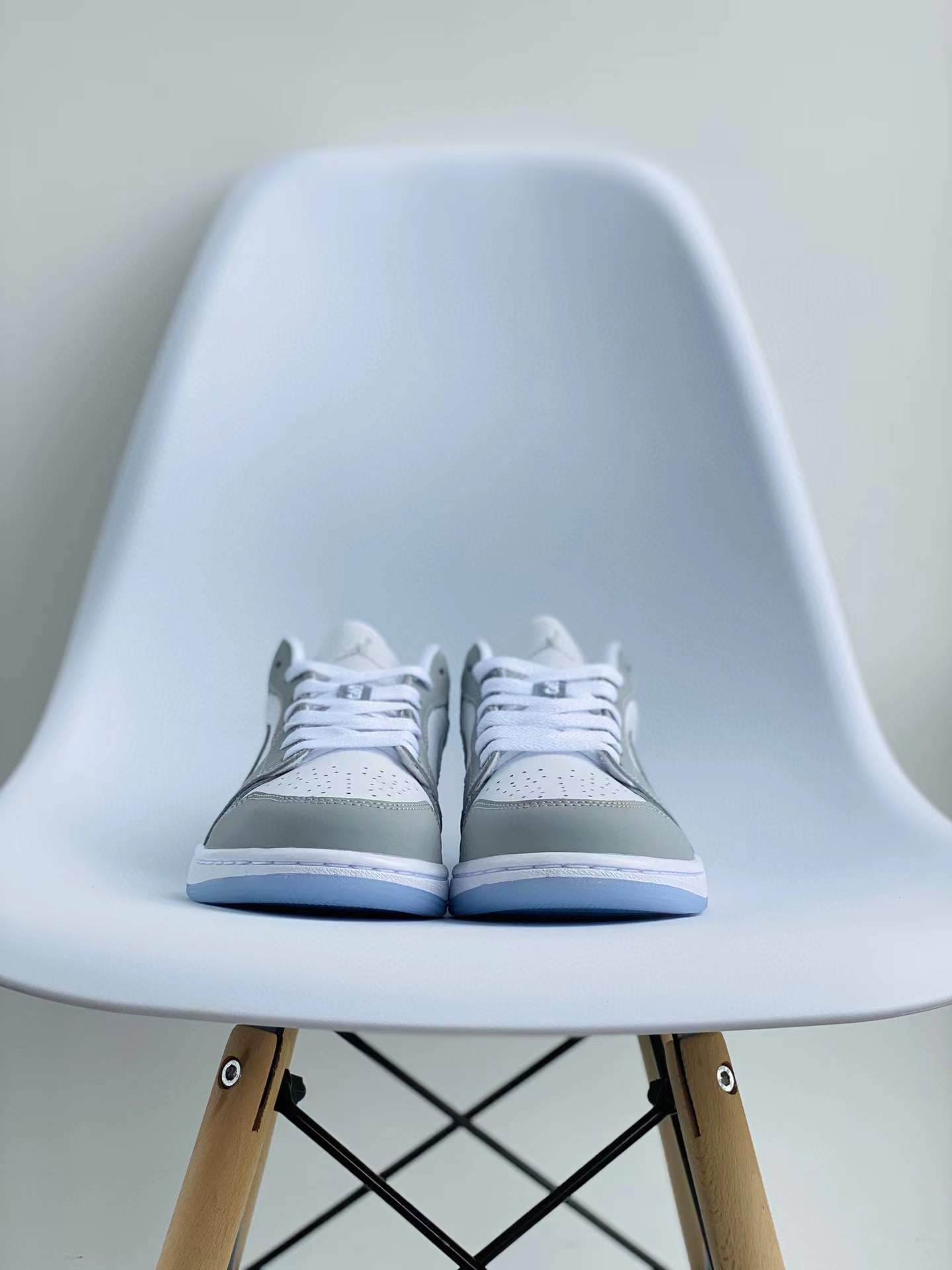 Air Jordan 1 Low AJ1 低筒 小迪奥 Dior 灰白 休閒鞋 板鞋 男鞋 女鞋 訂製 DC0774-105