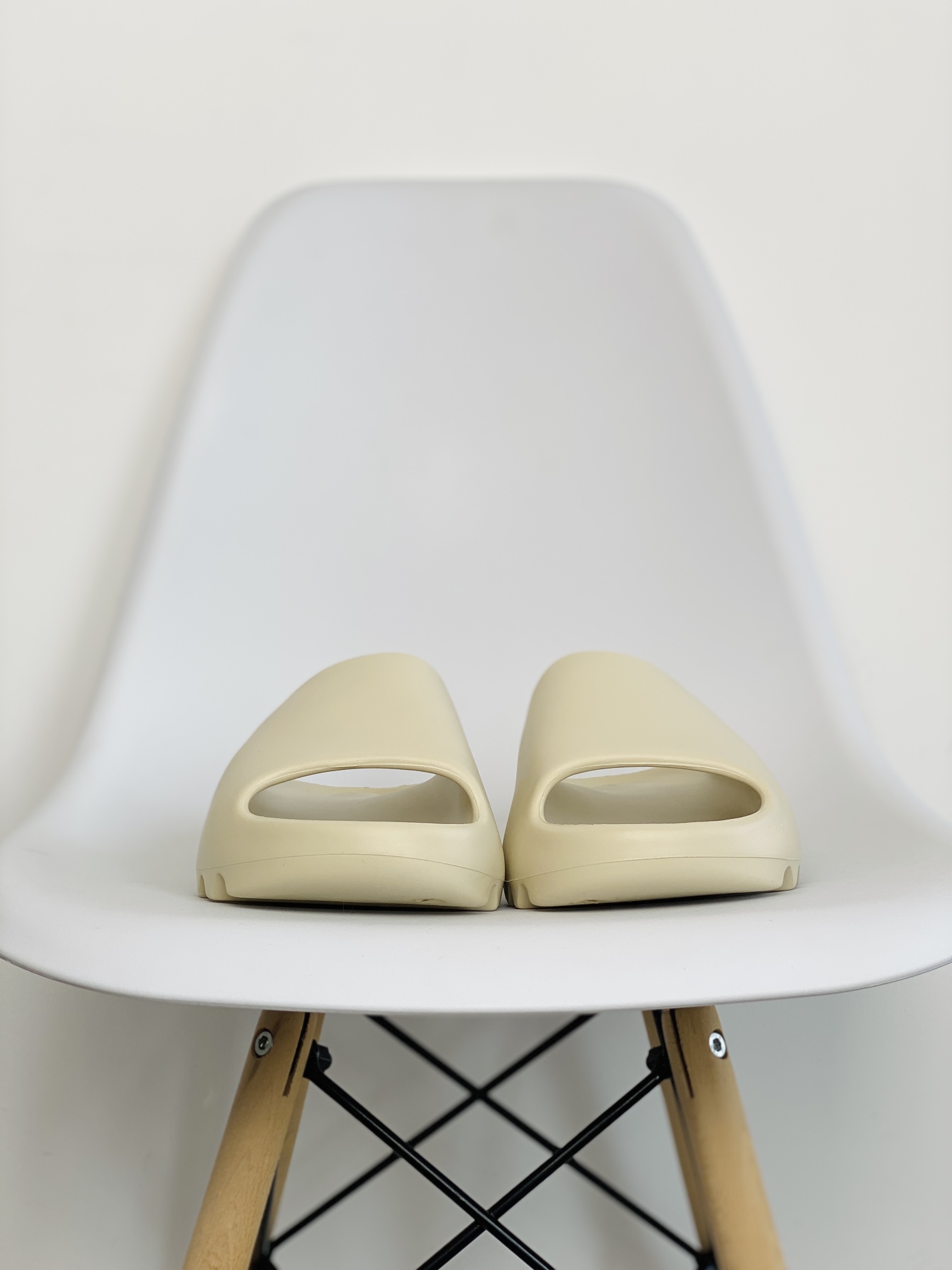 originals Yeezy Slide Pure 骨白 室外 室内拖鞋 沙滩鞋 男鞋 女鞋 FW6345