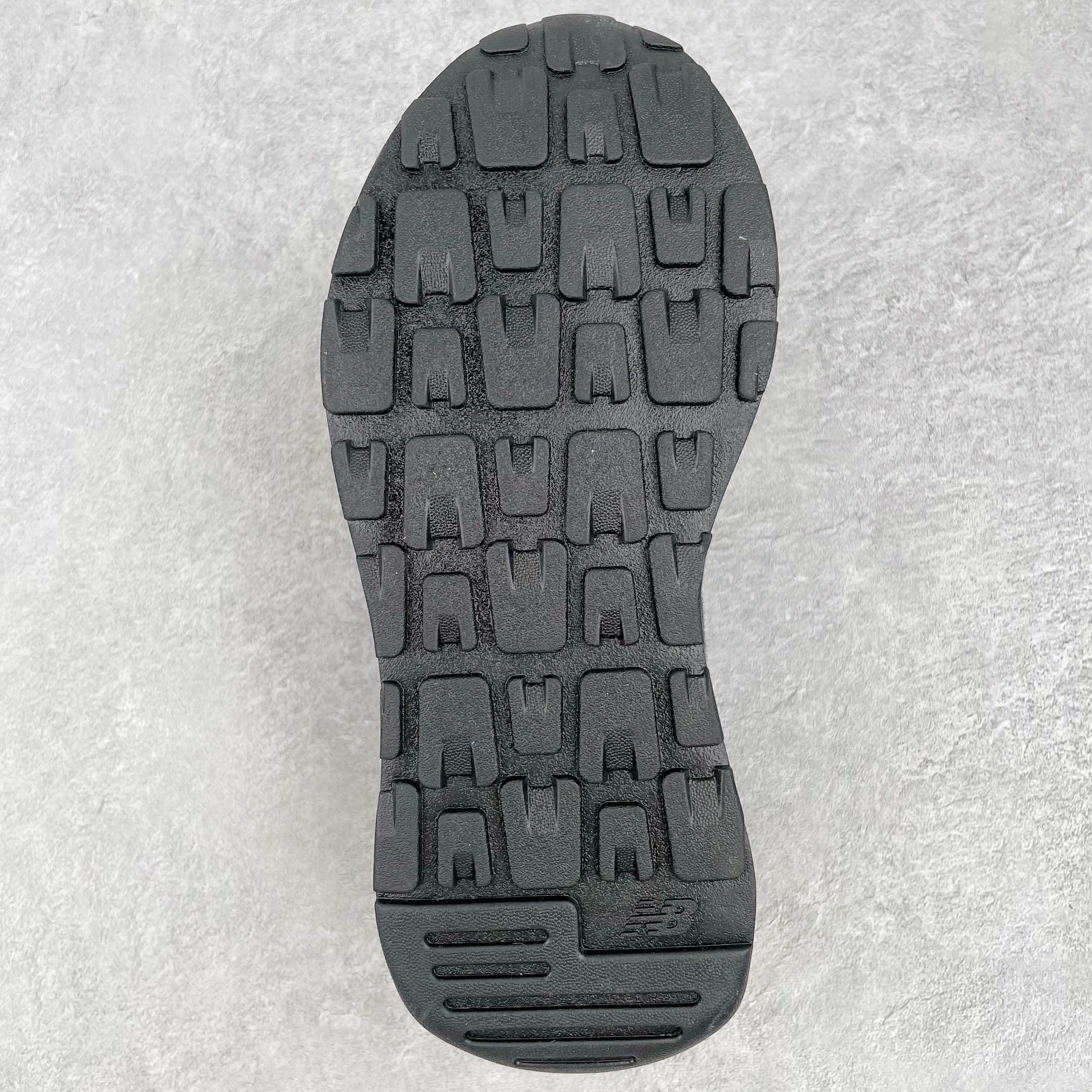 New Balance  NB5740 黑彩色 低筒 复古慢跑鞋 板鞋 运动鞋 休闲鞋 男鞋 女鞋 M5740LB