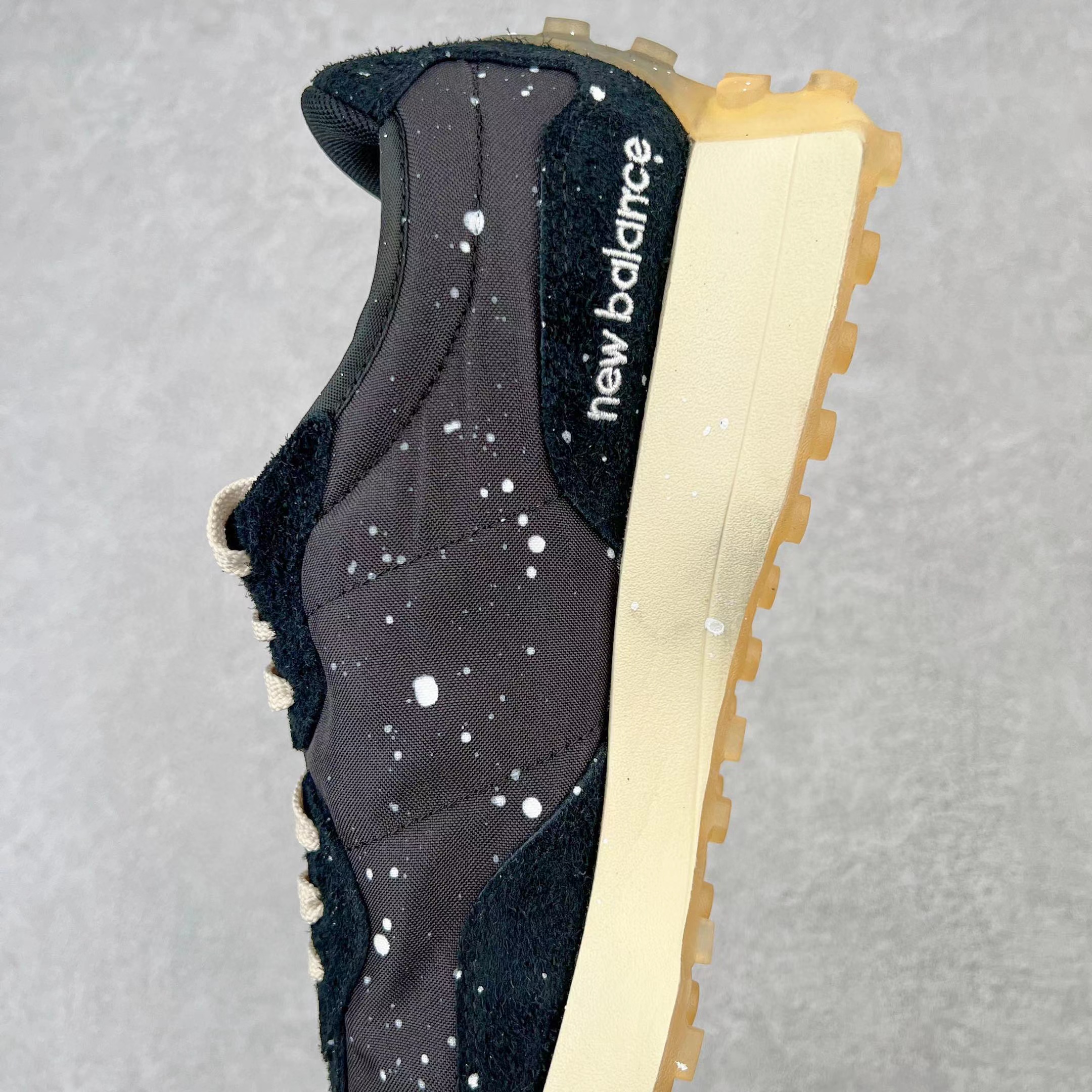 Joshua Vides New Balance 327 黑色 二次元  低筒 复古慢跑鞋 休闲鞋 板鞋 运动鞋 男鞋 女鞋 MS327JSV