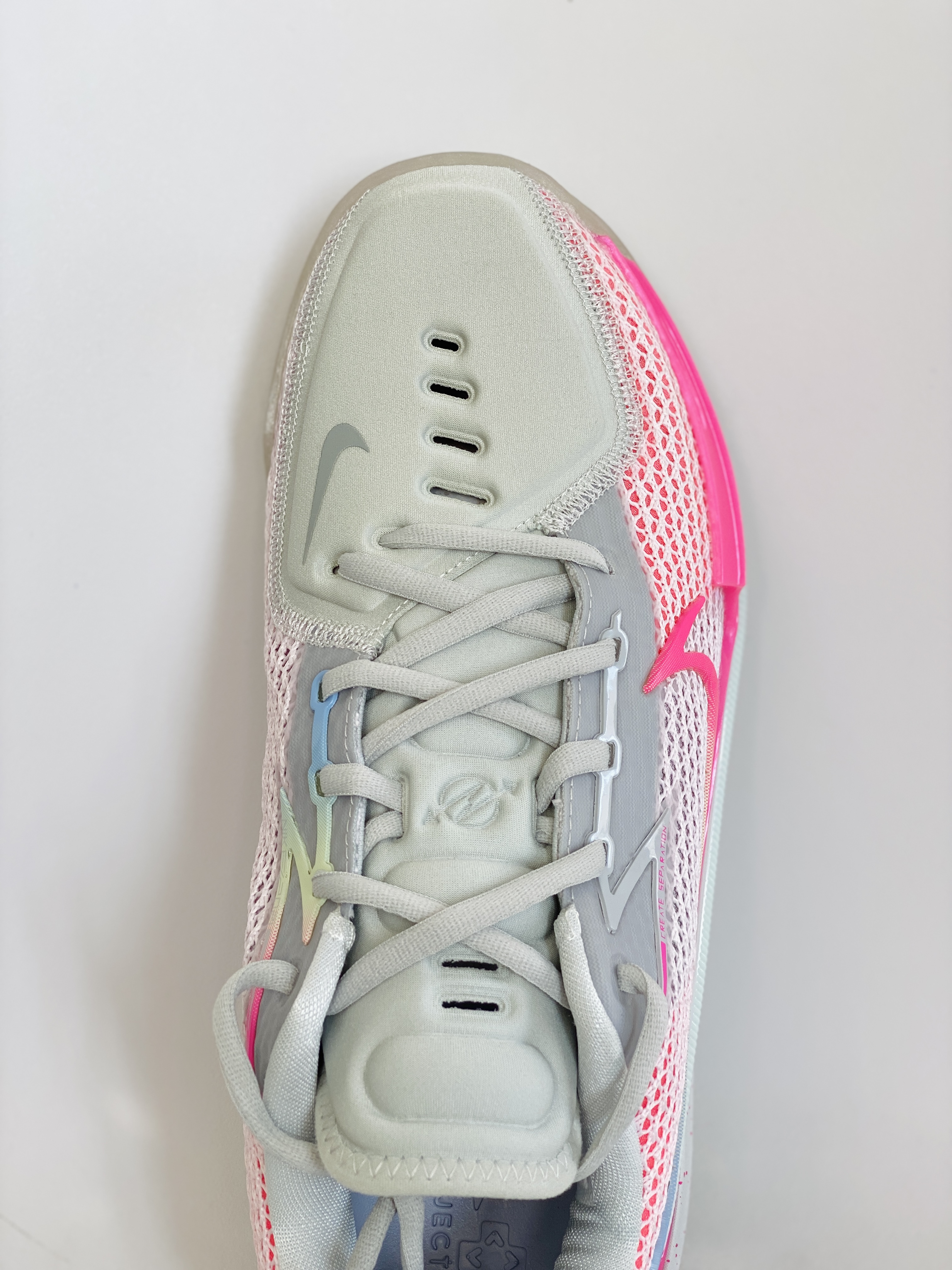 外贸 GT Cut 白粉 乳腺癌 低筒 篮球鞋 球鞋 实战鞋 全掌气垫 TPU抗扭 男鞋  CZ0175-008