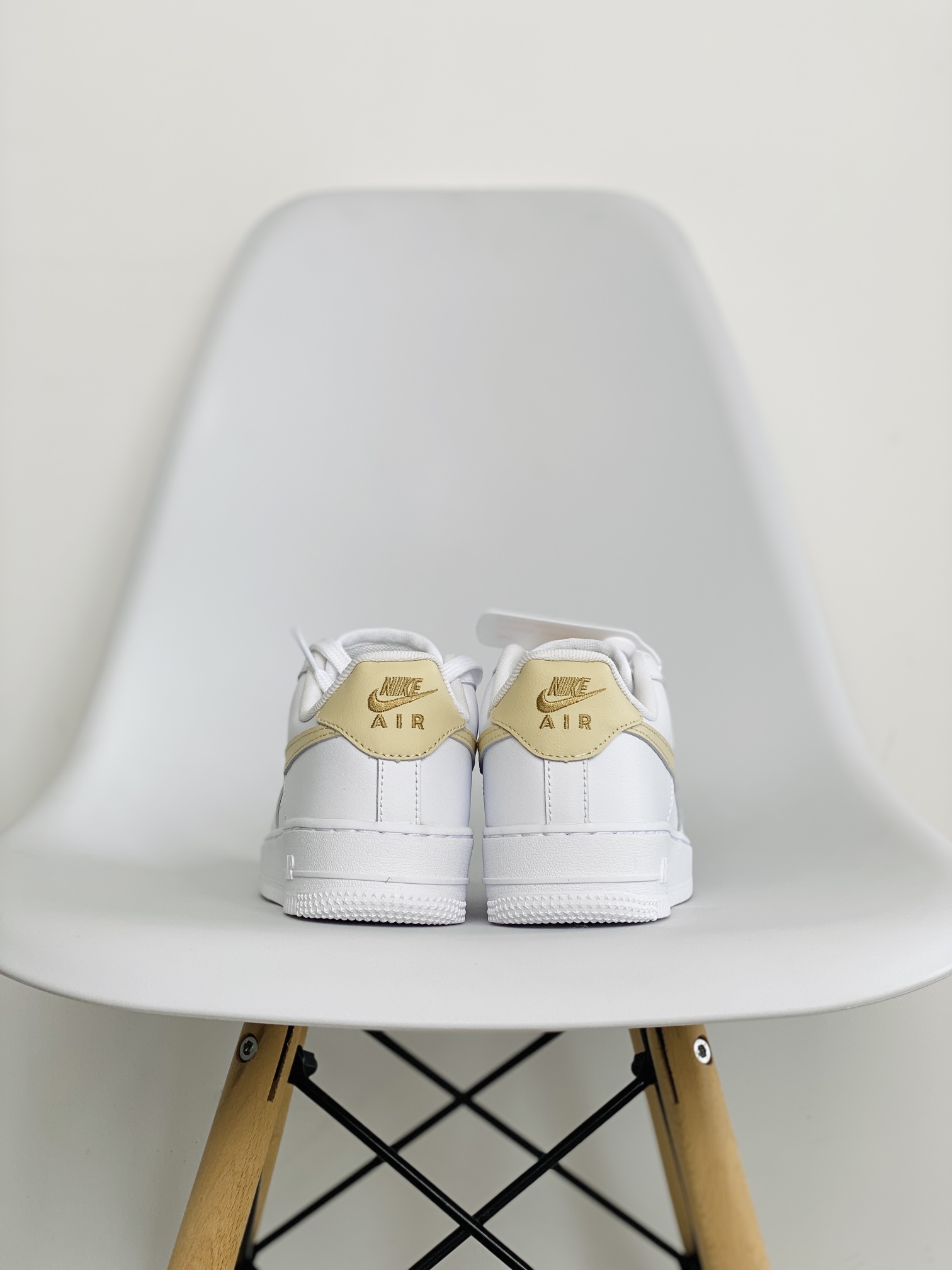 Air Force 1 Low 07 Essential 迷你勾 白金  低筒 休闲鞋 板鞋 男鞋 女鞋 CZ0270-105