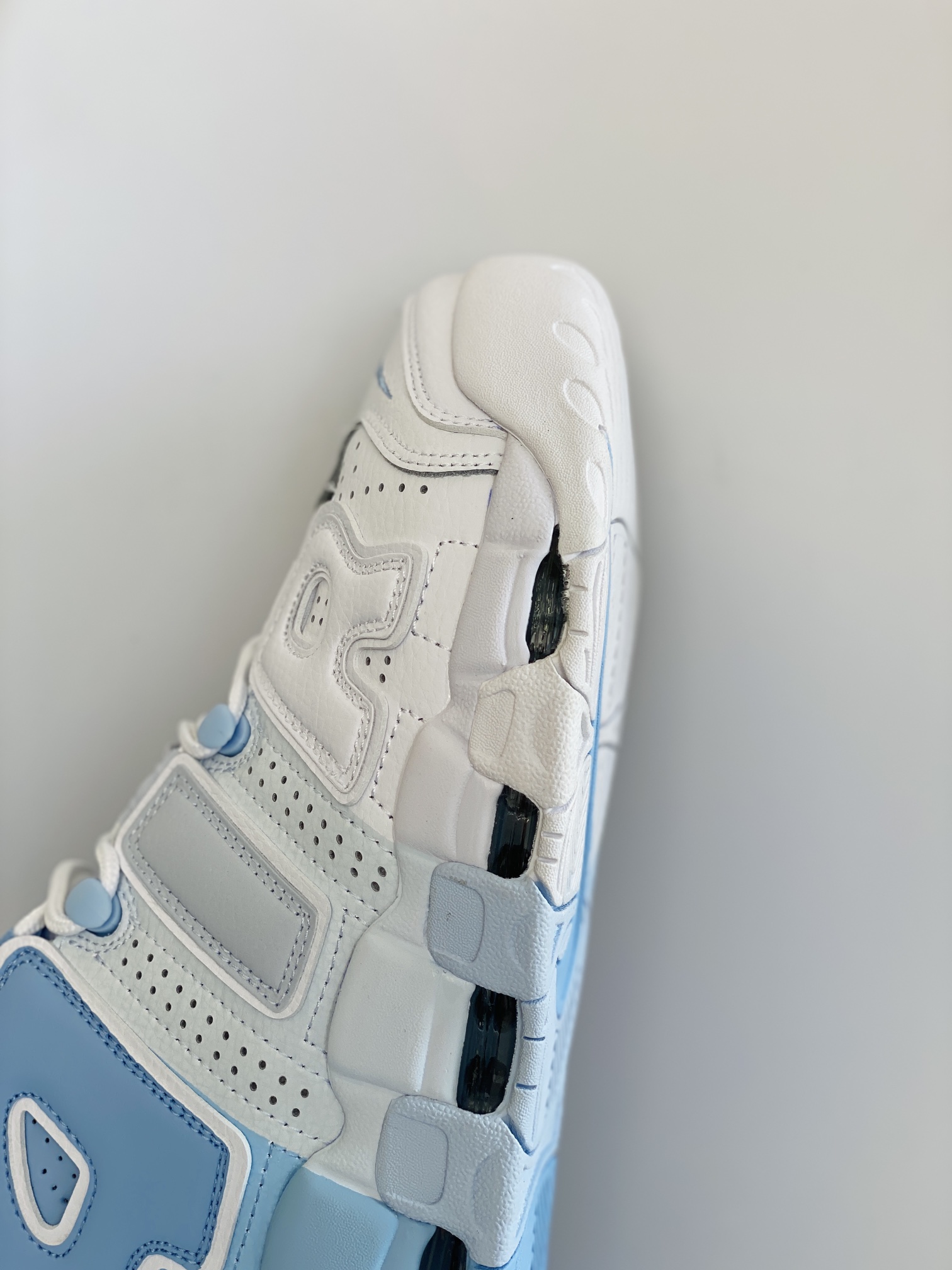 Air More Uptempo 白蓝拼色 男鞋 女鞋 休闲鞋 板鞋 篮球鞋 DJ5159-400