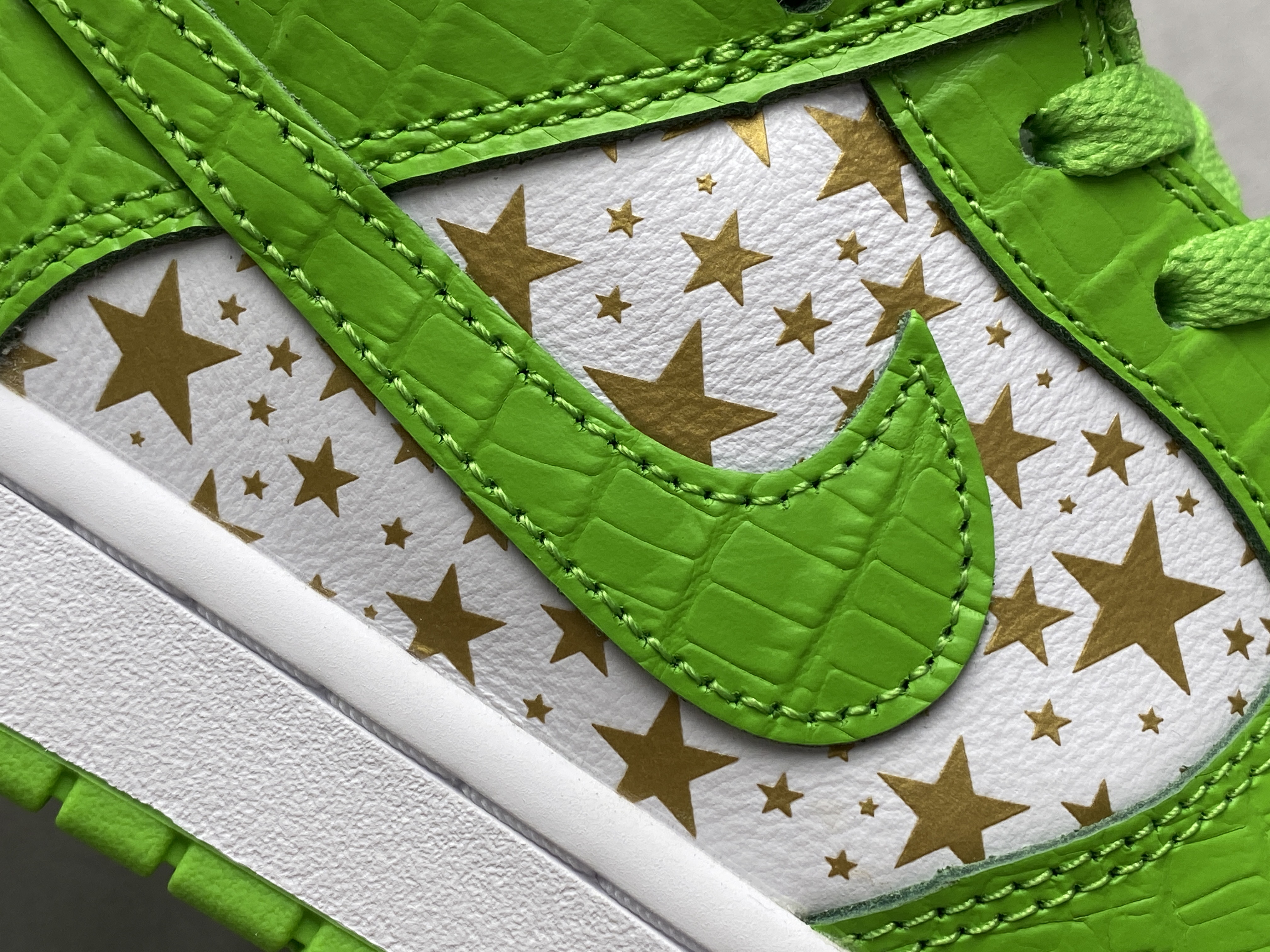 Supreme x SB Dunk Low Mean Green 联名 白金绿 低筒 复古板鞋 休闲鞋 男鞋 女鞋 DH3228-101