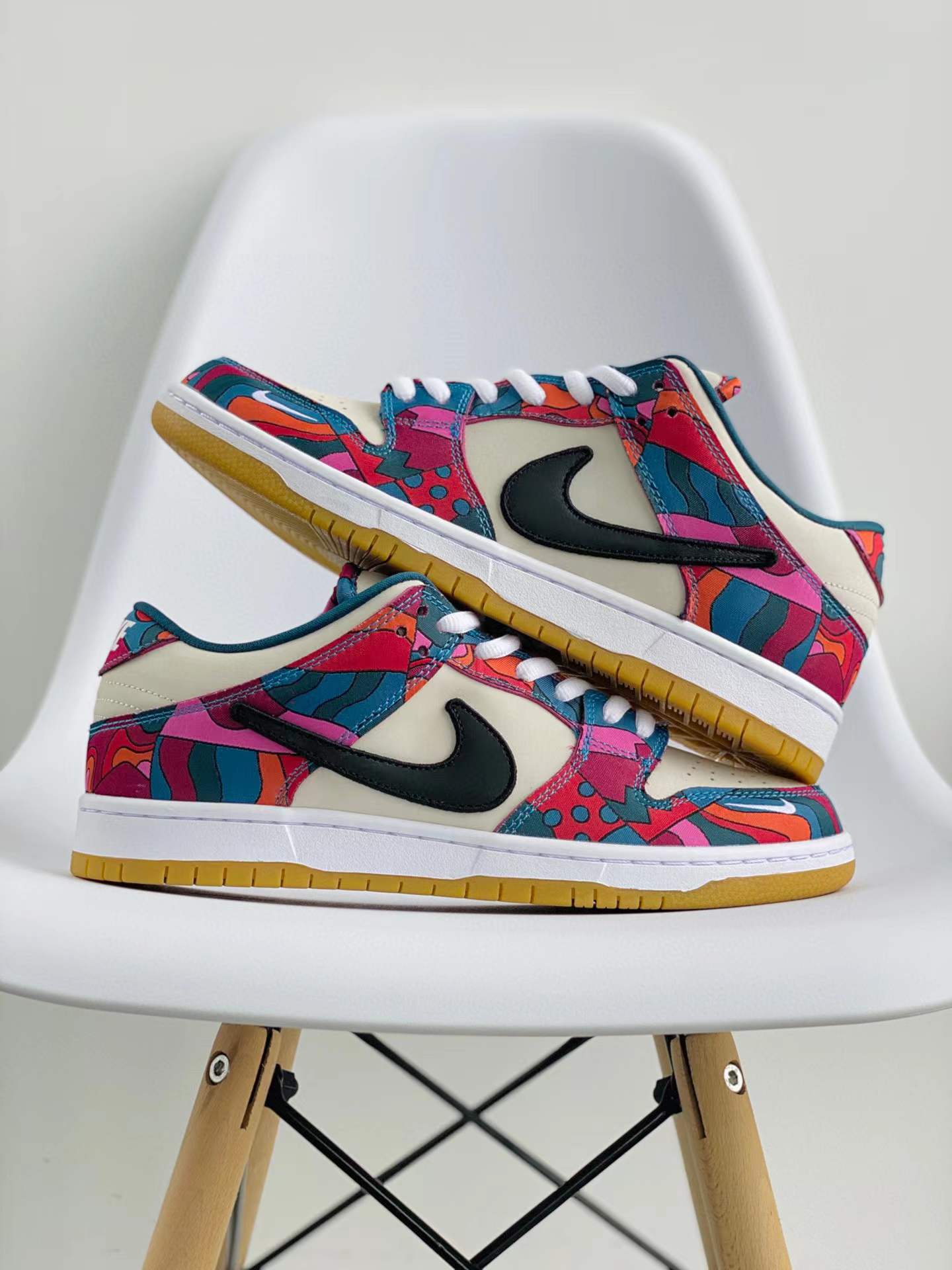 Parra dunk Low Abstract Art 撕撕乐 抽象艺术 白蓝红  低筒 复古板鞋 休闲鞋 男鞋 女鞋 DH7695-600