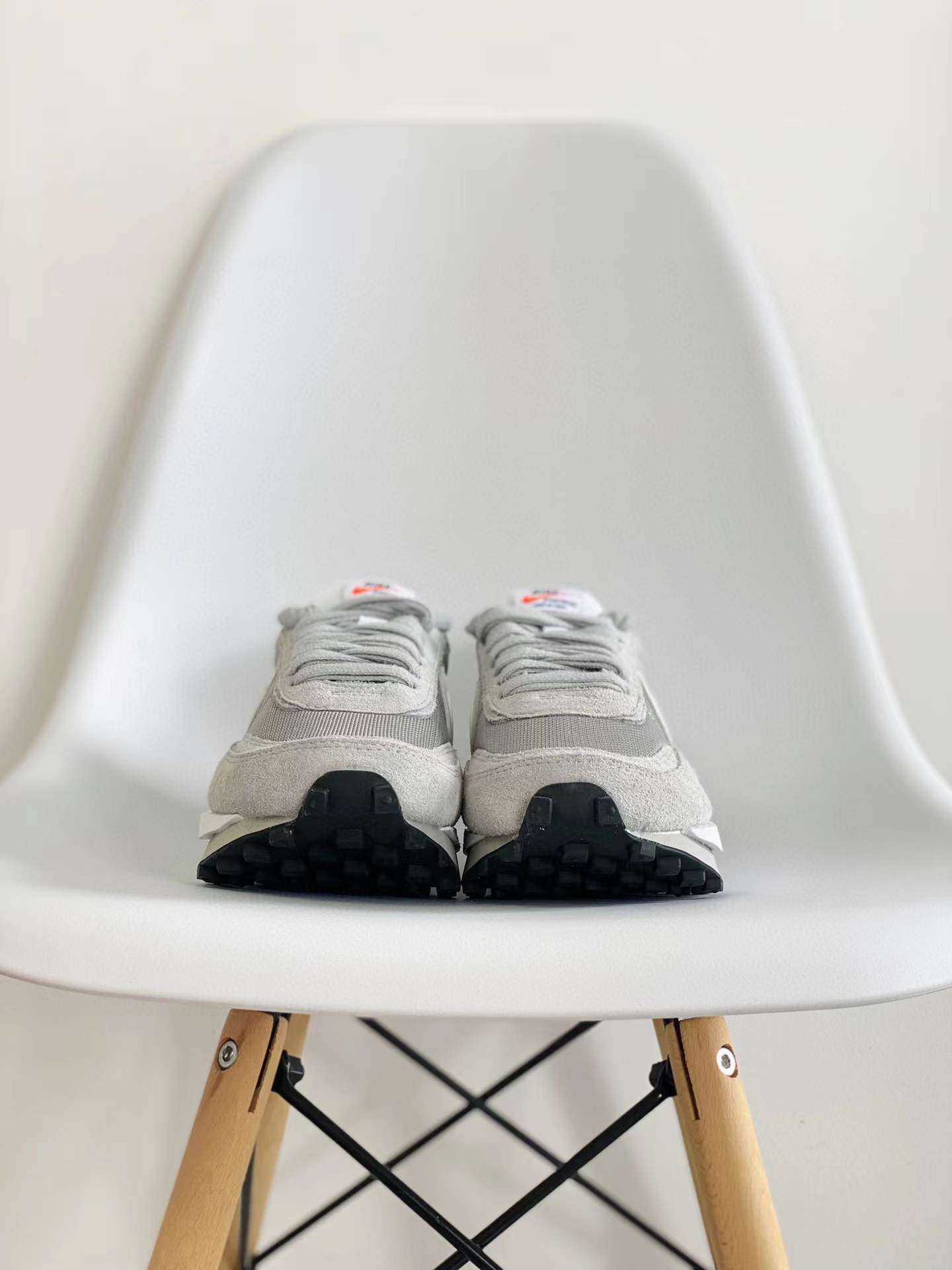 Fragment design x Sacai x NK LDV Waffle Daybreak 藤原浩闪电三方联名 灰色复古 休闲鞋 透气网面 运动鞋 男鞋厚底 女鞋增高 DH2684-001