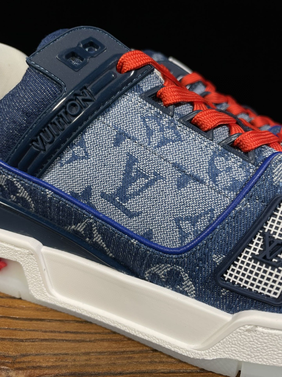 Louis Vuitton 路易威登 Trainer 中国限定 牛仔蓝红 低筒 休闲鞋 板鞋 男鞋 女鞋 1A8TSK
