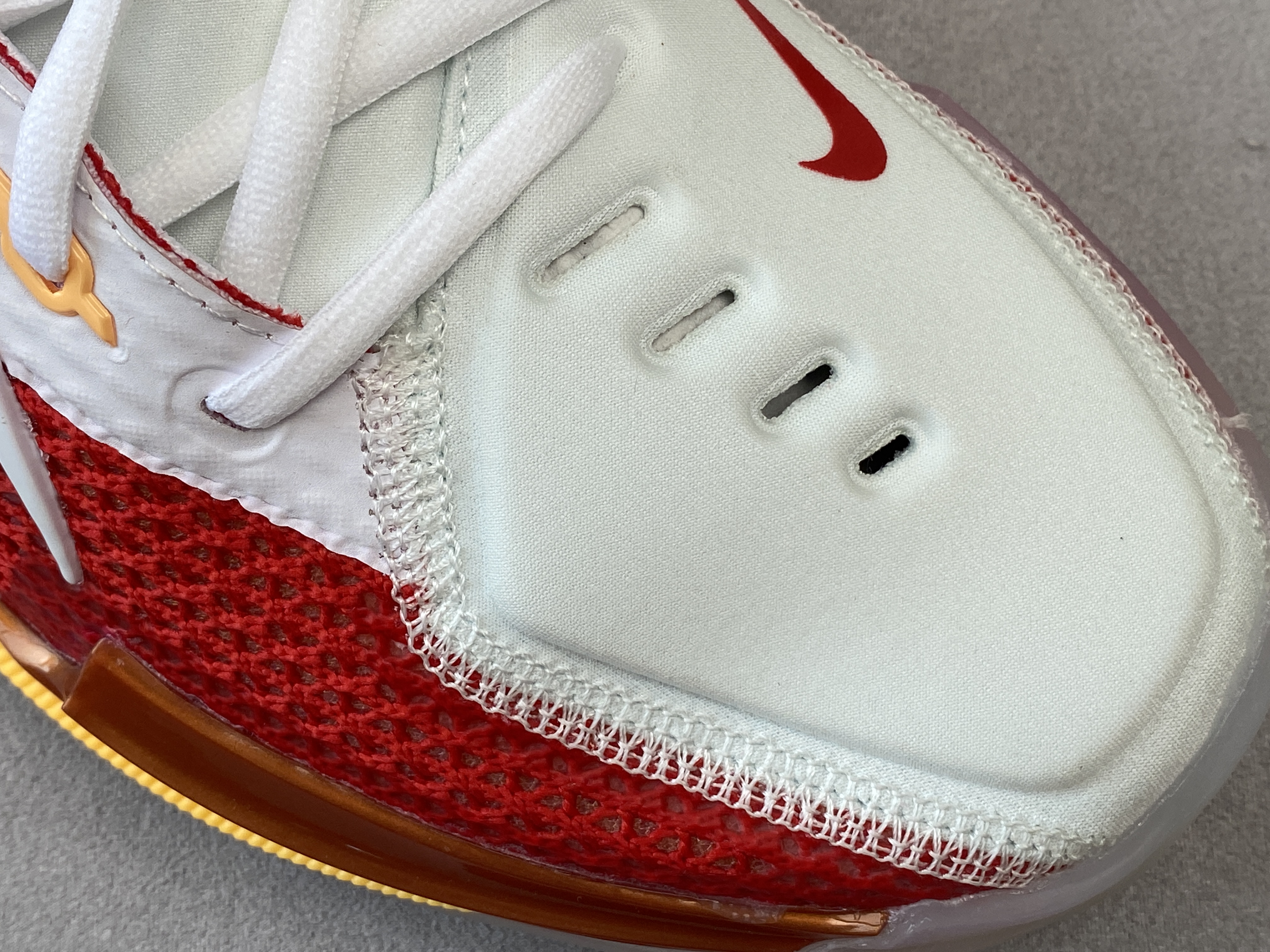 外贸 GT Cut 白红 低筒 篮球鞋 球鞋 实战鞋 全掌气垫 TPU抗扭 男鞋 CZ0176-100