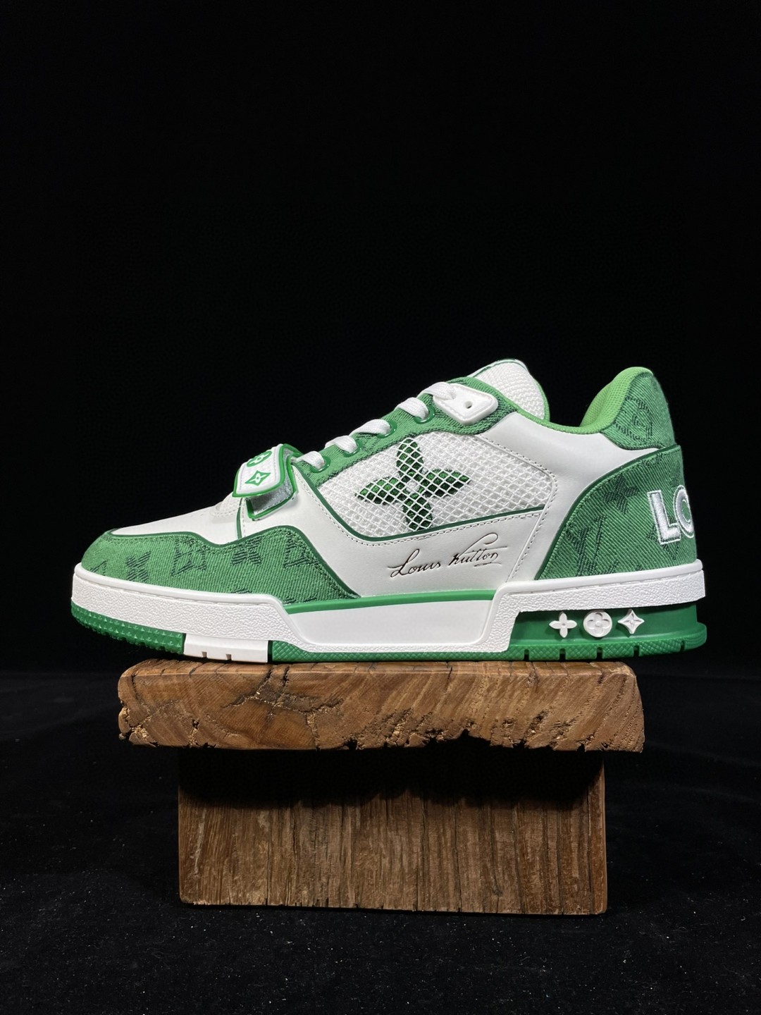 Louis Vuitton 路易威登 Trainer 魔术贴 白绿 低筒 休闲鞋 板鞋 运动鞋 男鞋 女鞋 