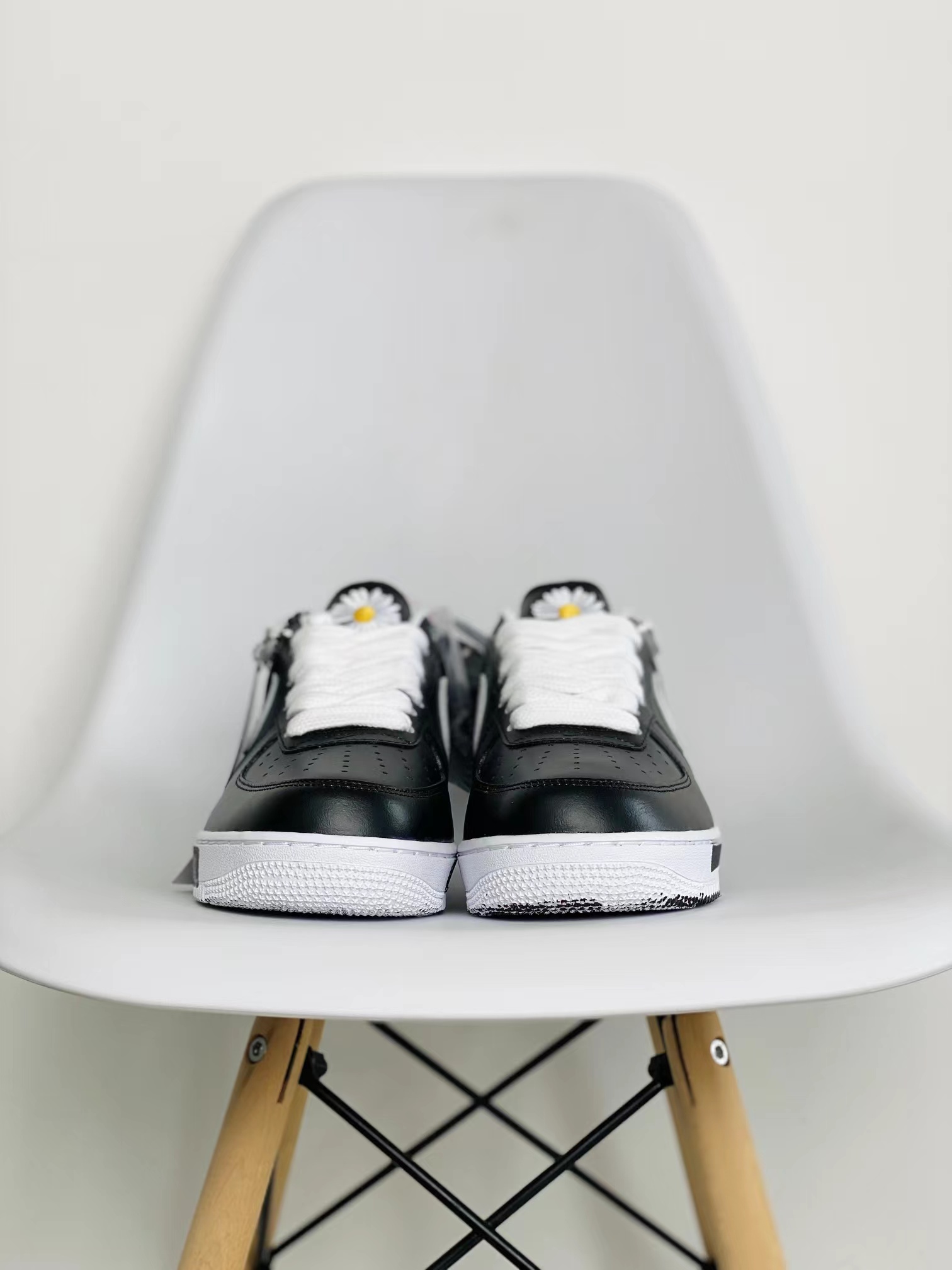 PEACEMINUSONE Air Force 1 Low PMO 黑色 刮刮乐 小雏菊 权志龙 低筒 休闲鞋 板鞋 男鞋 女鞋  AQ3692-001