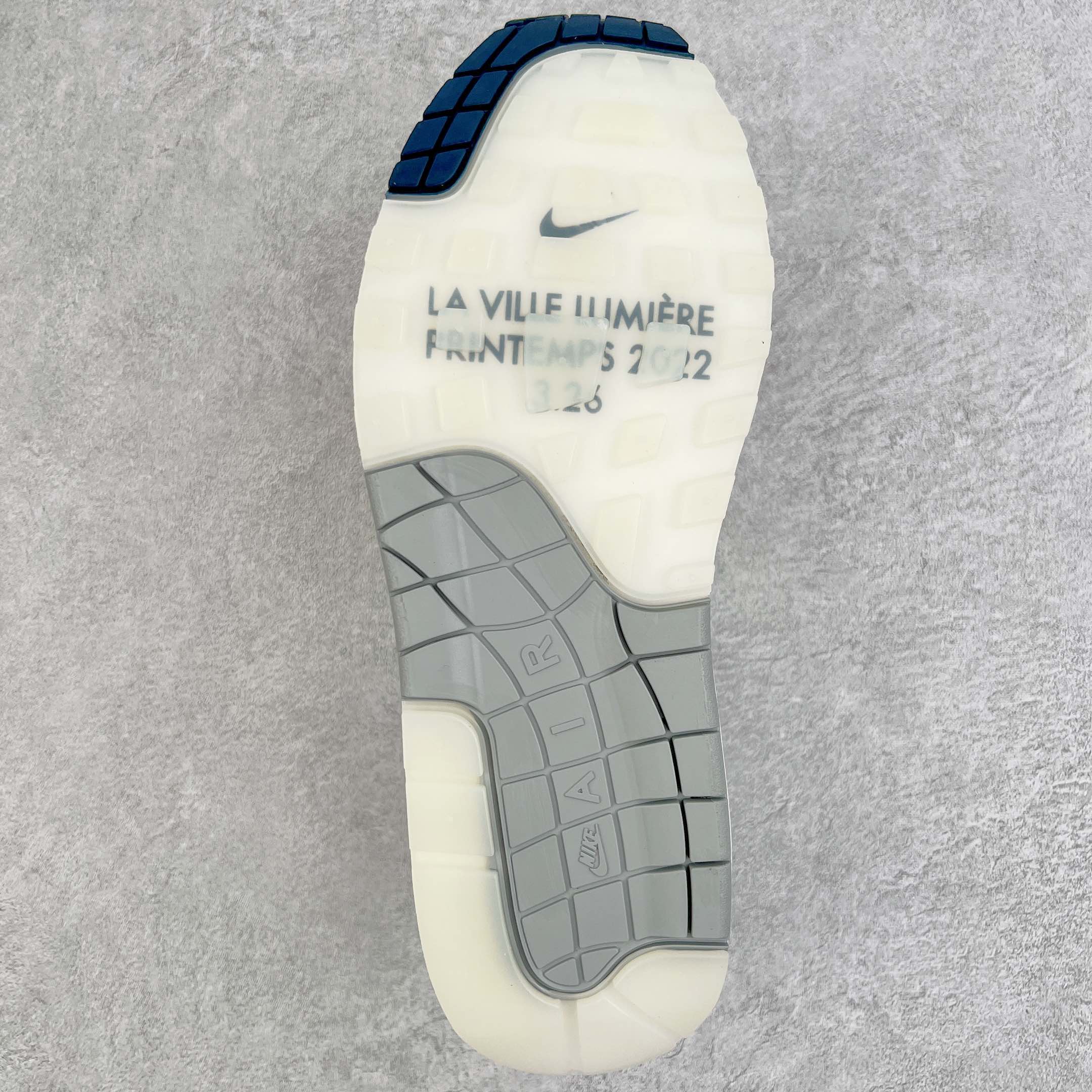 Air Max La Ville Lumiere 白灰 珠光 光之城 低筒 减震运动鞋 休闲鞋 板鞋 男鞋 女鞋 DQ8656-133