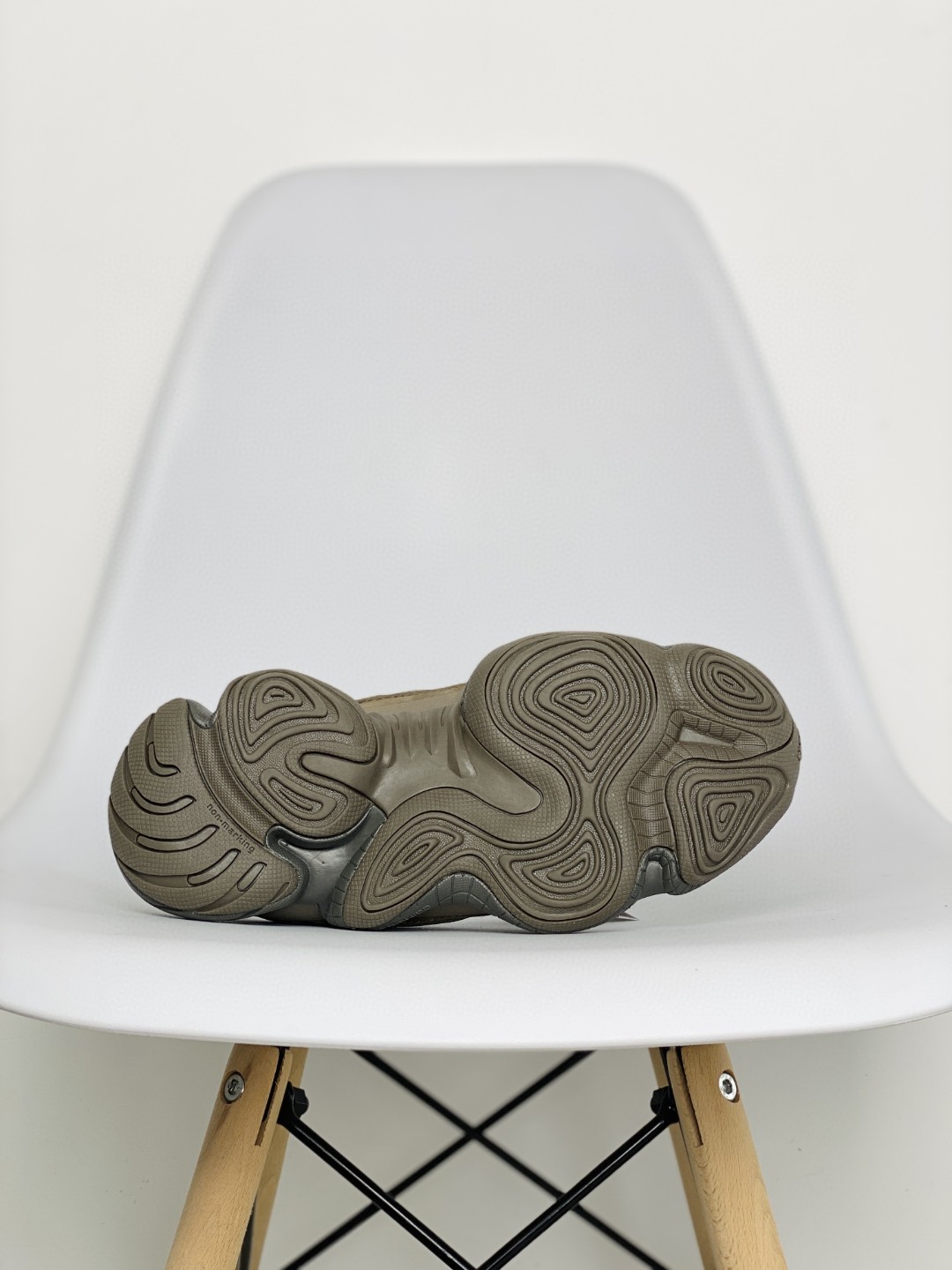 adidas originals Yeezy 500 Clay Brown 深棕色 山野迷踪 低筒 休闲鞋 运动鞋 老爹鞋 男鞋 女鞋 GX3606