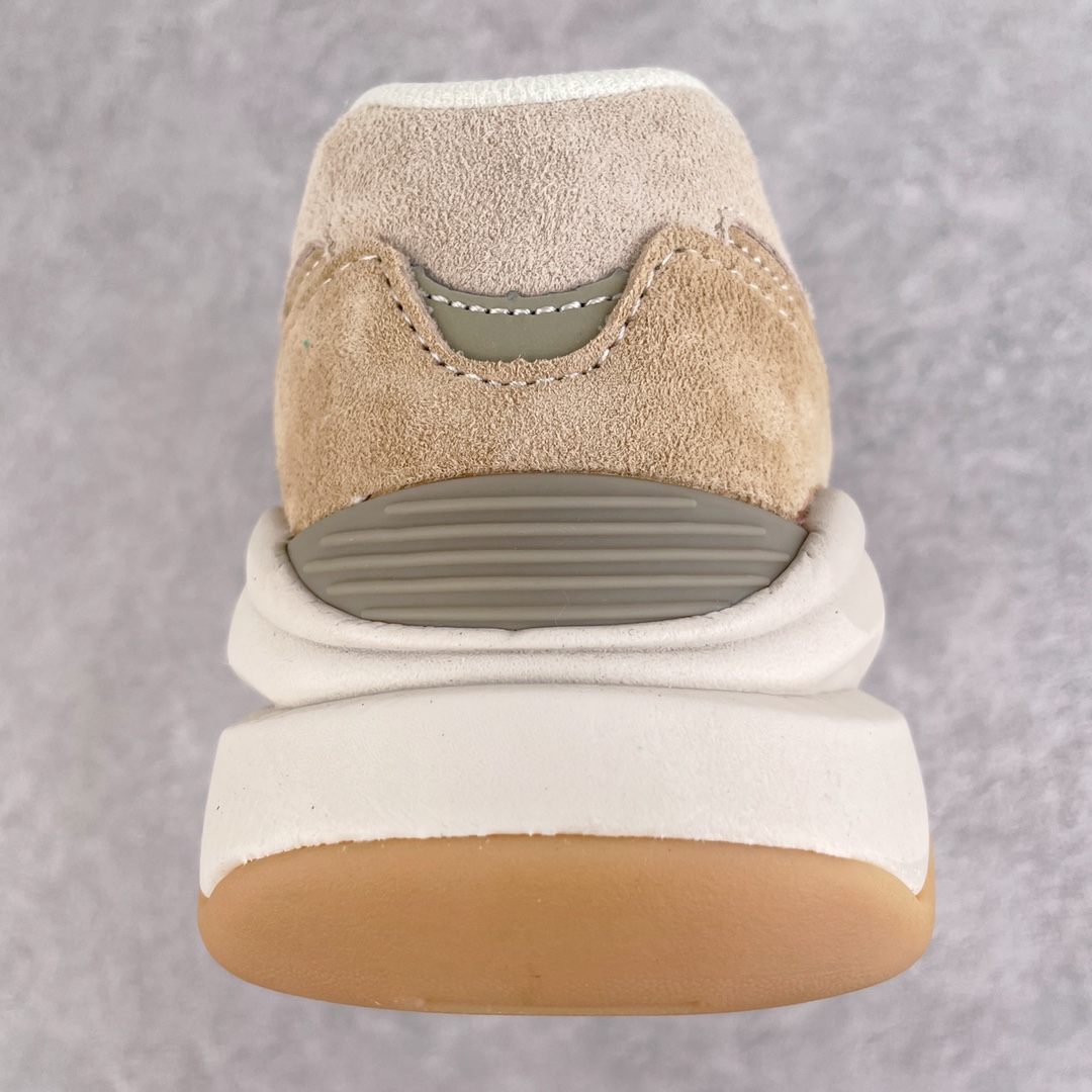 New Balance  NB5740 浅米色 低筒 复古慢跑鞋 板鞋 运动鞋 休闲鞋 男鞋 女鞋 M5740UP