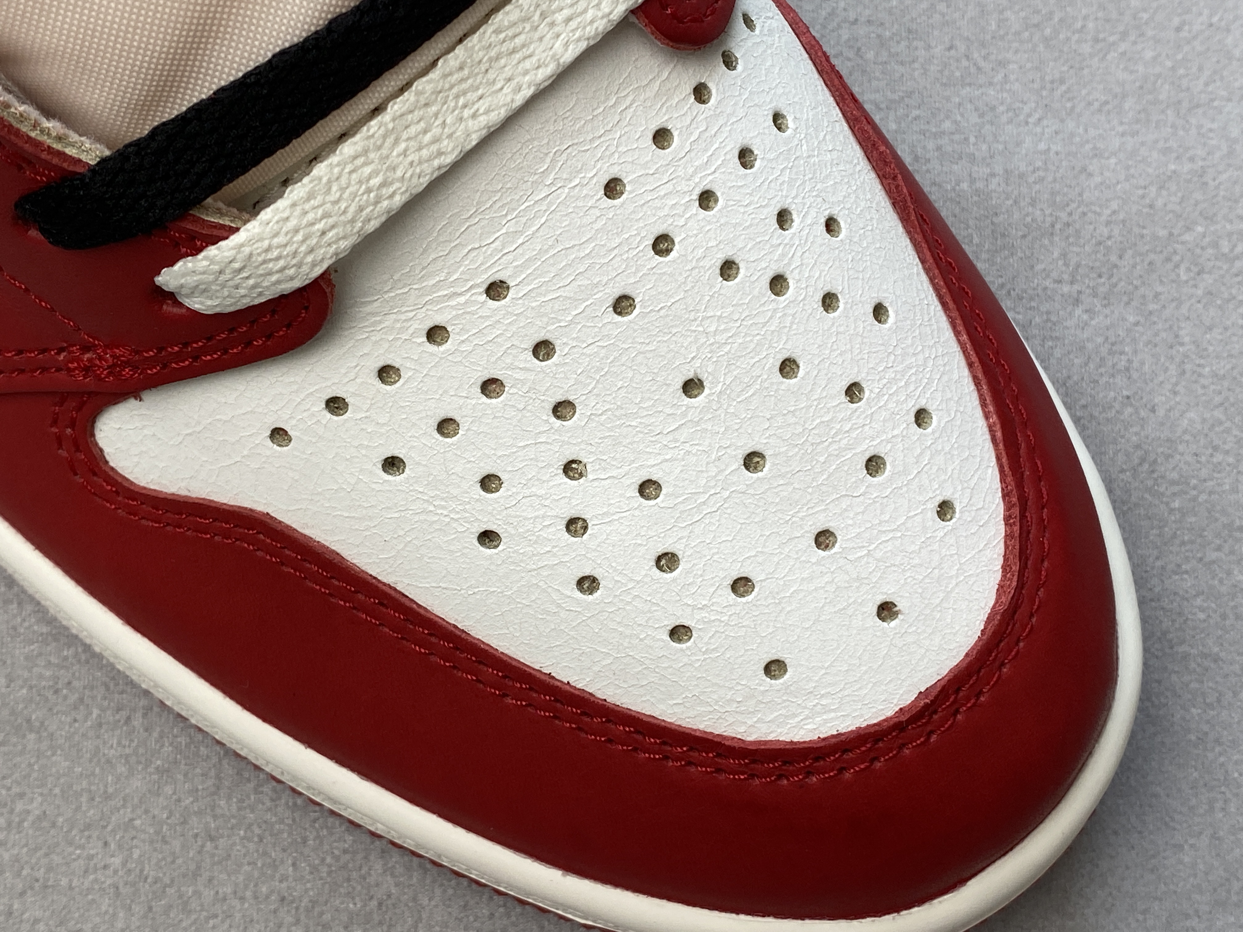 Air Jordan 1 AJ1 Chicago Reimagined 復刻芝加哥 白紅 2022 高筒 休闲鞋 男鞋 板鞋  DZ5485-612