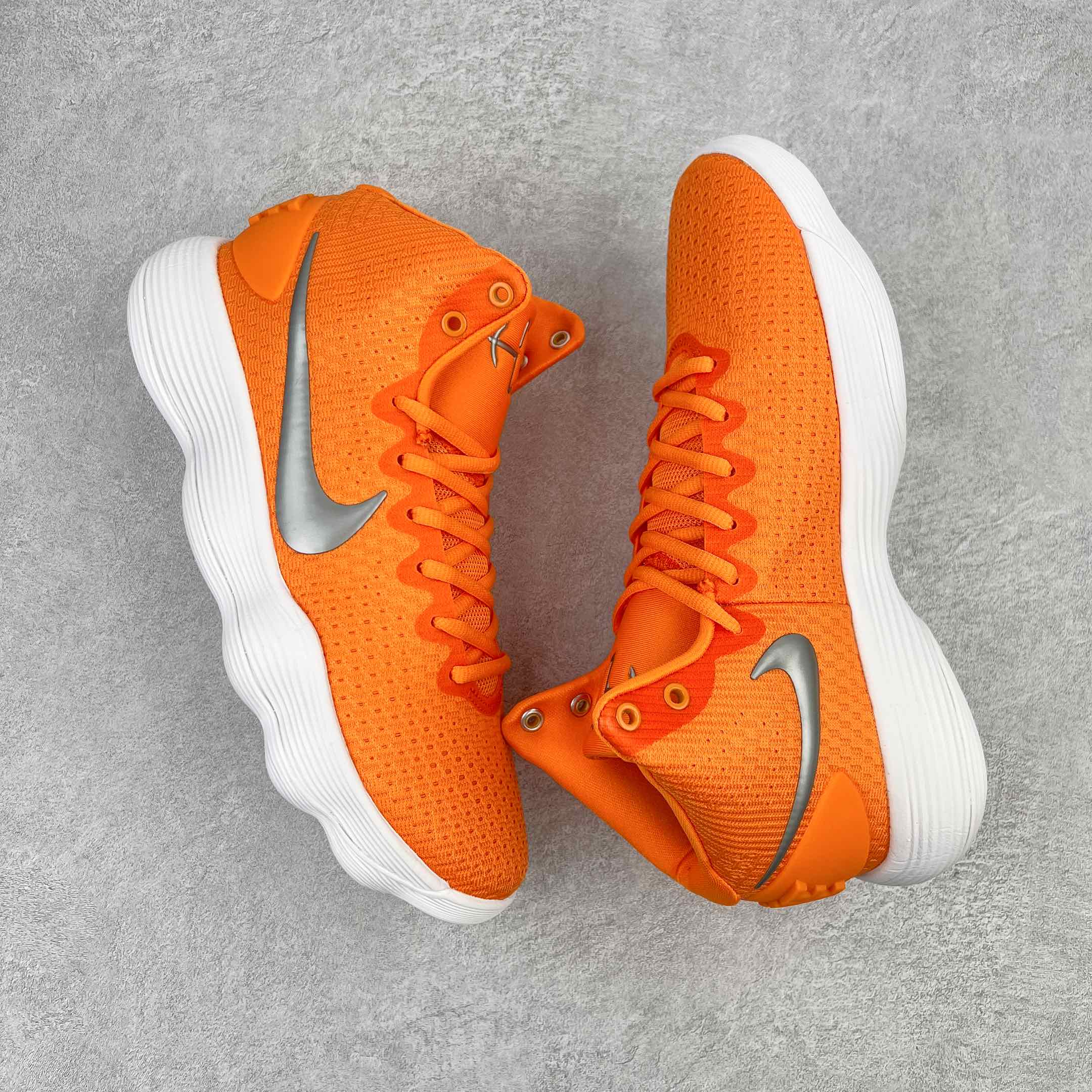 Hyperdunk 2017 TB React 橘色  高筒 减震防滑 实战鞋 篮球鞋 男鞋  