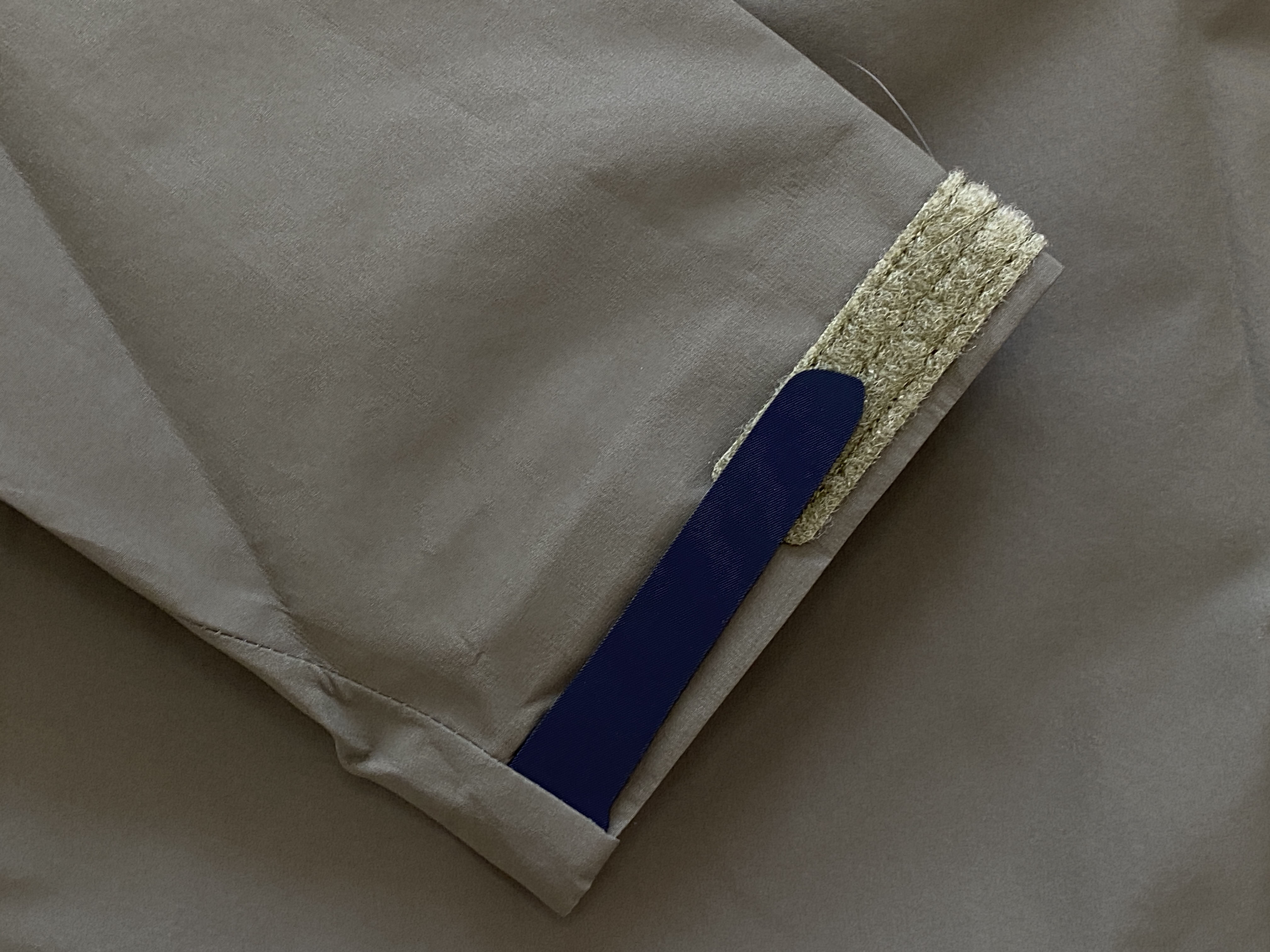 Arcteryx Beat LT Jacket GORE-TEX 始祖鳥 硬殼繫列  戶外 透氣 長袖  防風 防水  外套 夾克  沖鋒衣 復古綠 货号：26844