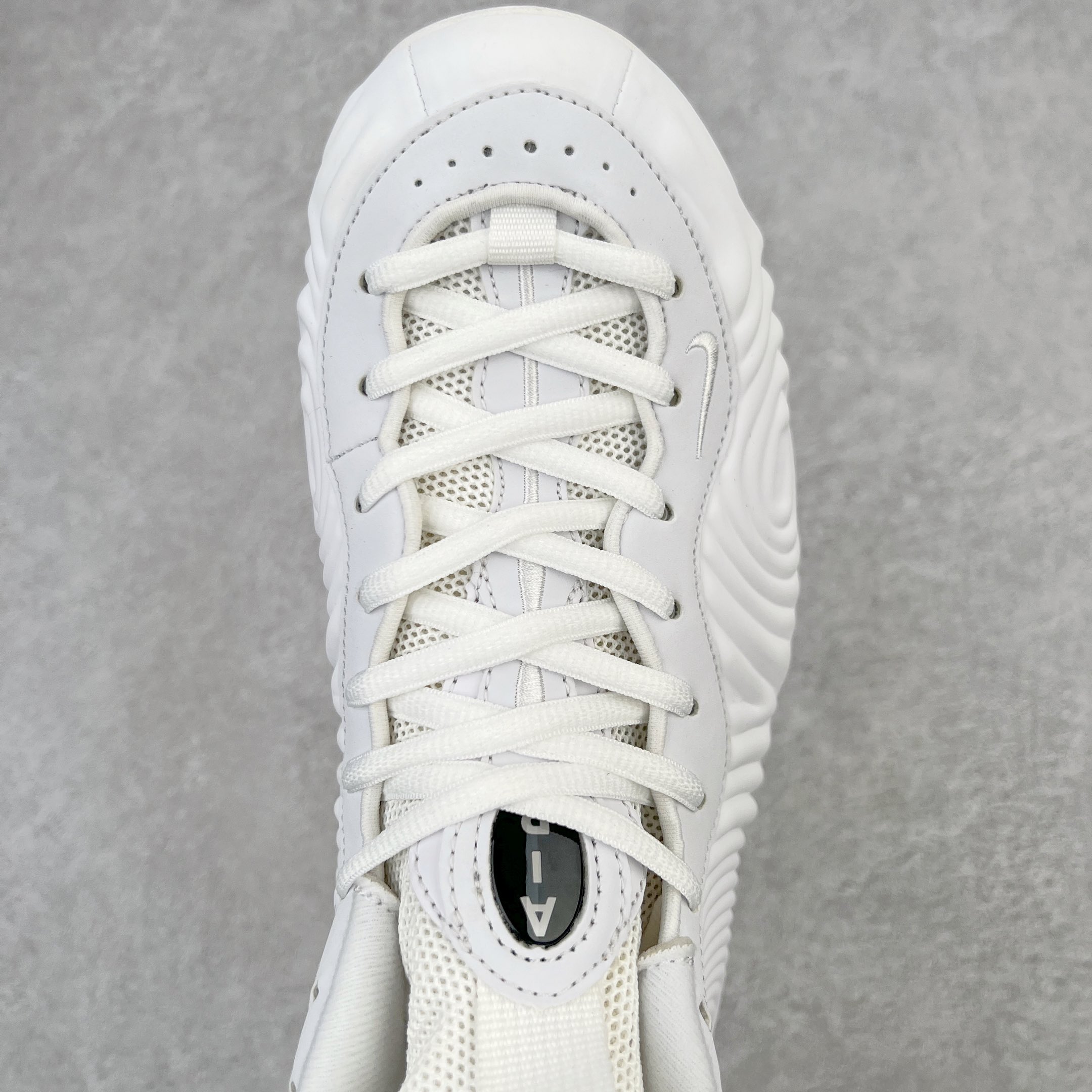 Comme des Garcons NIKE Air Foamposite One SP 白色 蚊香喷 喷泡 篮球鞋 男鞋 碳板 DJ7952-100