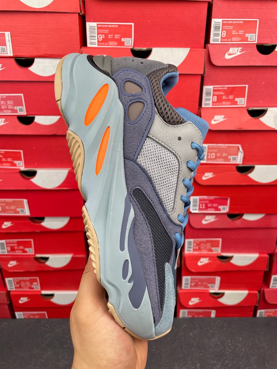 adidas originals Yeezy Boost 700 Carbon Blue 碳蓝 低筒 休闲鞋 运动鞋 老爹鞋 男鞋 女鞋 FW2498