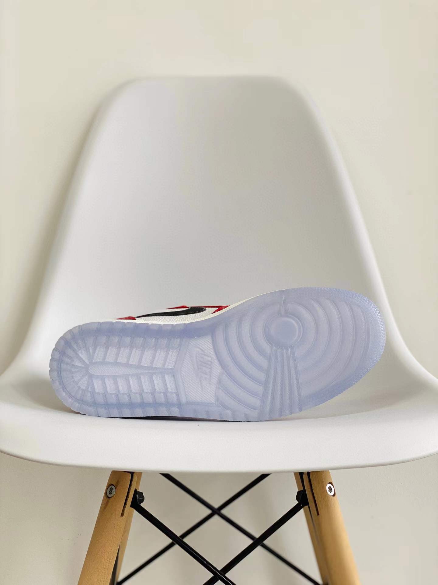 Air Jordan 1 AJ1 Retro Origin Story 蜘蛛俠 芝加哥 篮球鞋 高筒 休闲鞋 男鞋 板鞋  555088-602