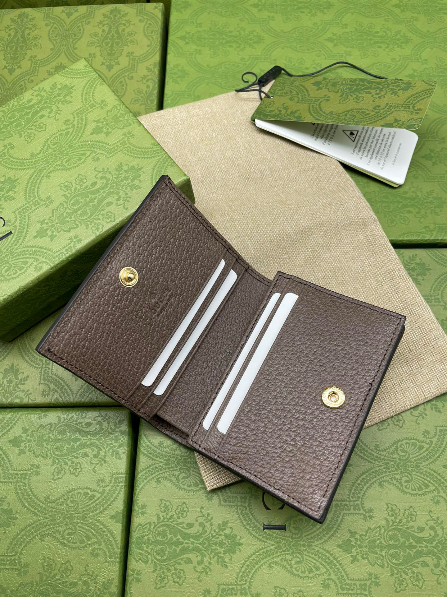  GUCCI 古驰 Ophidia  双G  春季老花 条纹 卡包 名片夹 女款  乌木色 棕色 523155-FAA7K-9793